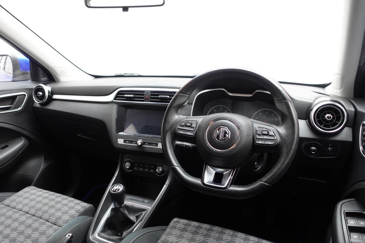 MG MG ZS - Image 15