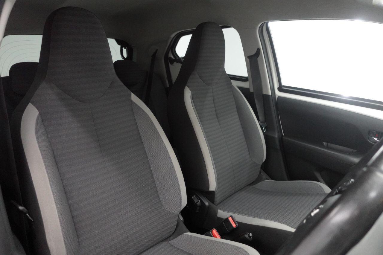 Toyota Aygo - Image 2