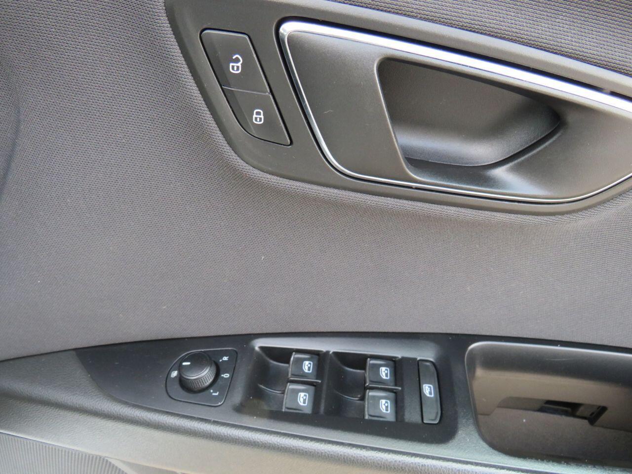 SEAT Leon - Image 19