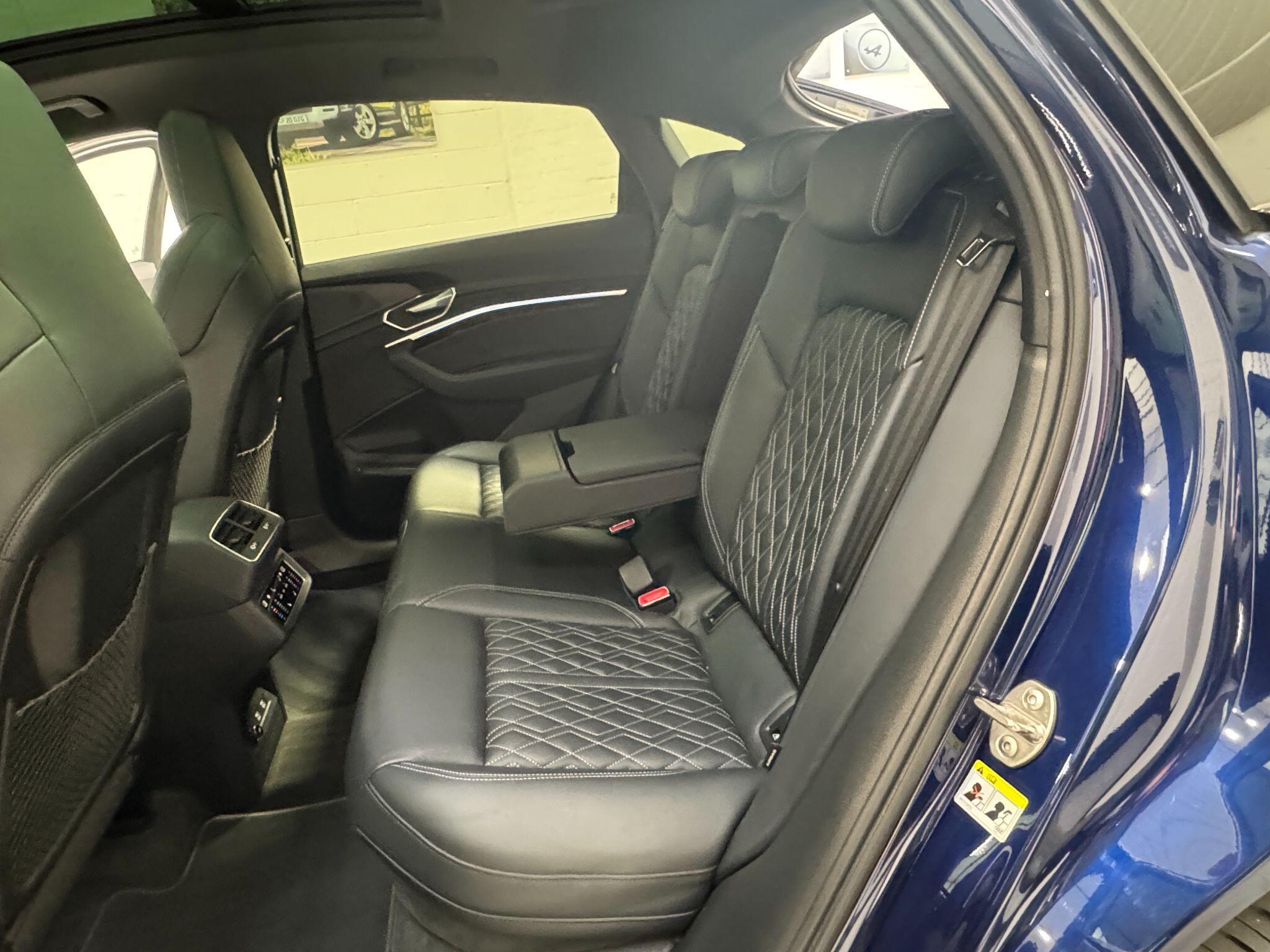 Audi E-Tron - Image 66