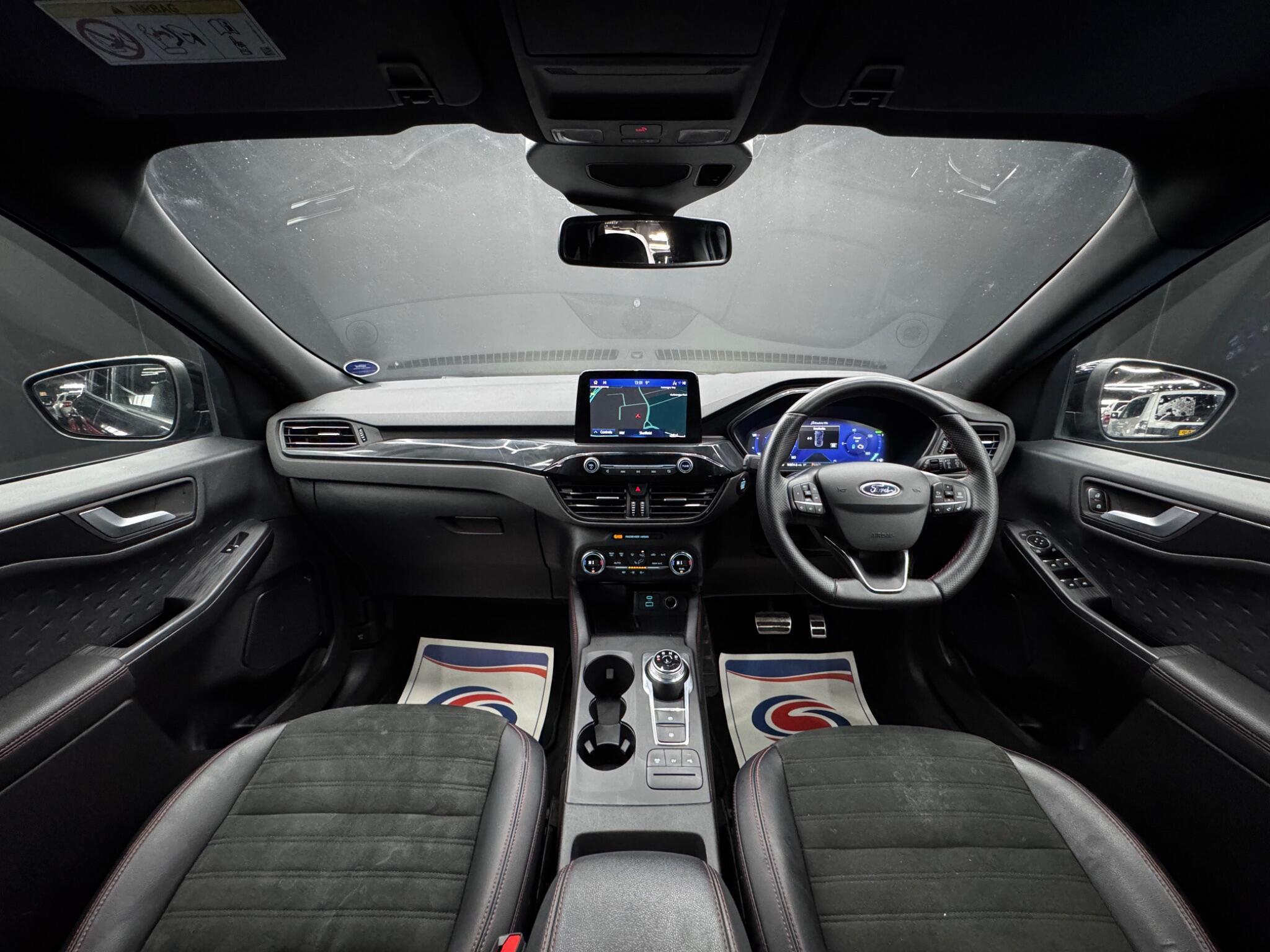 Ford Kuga - Image 17