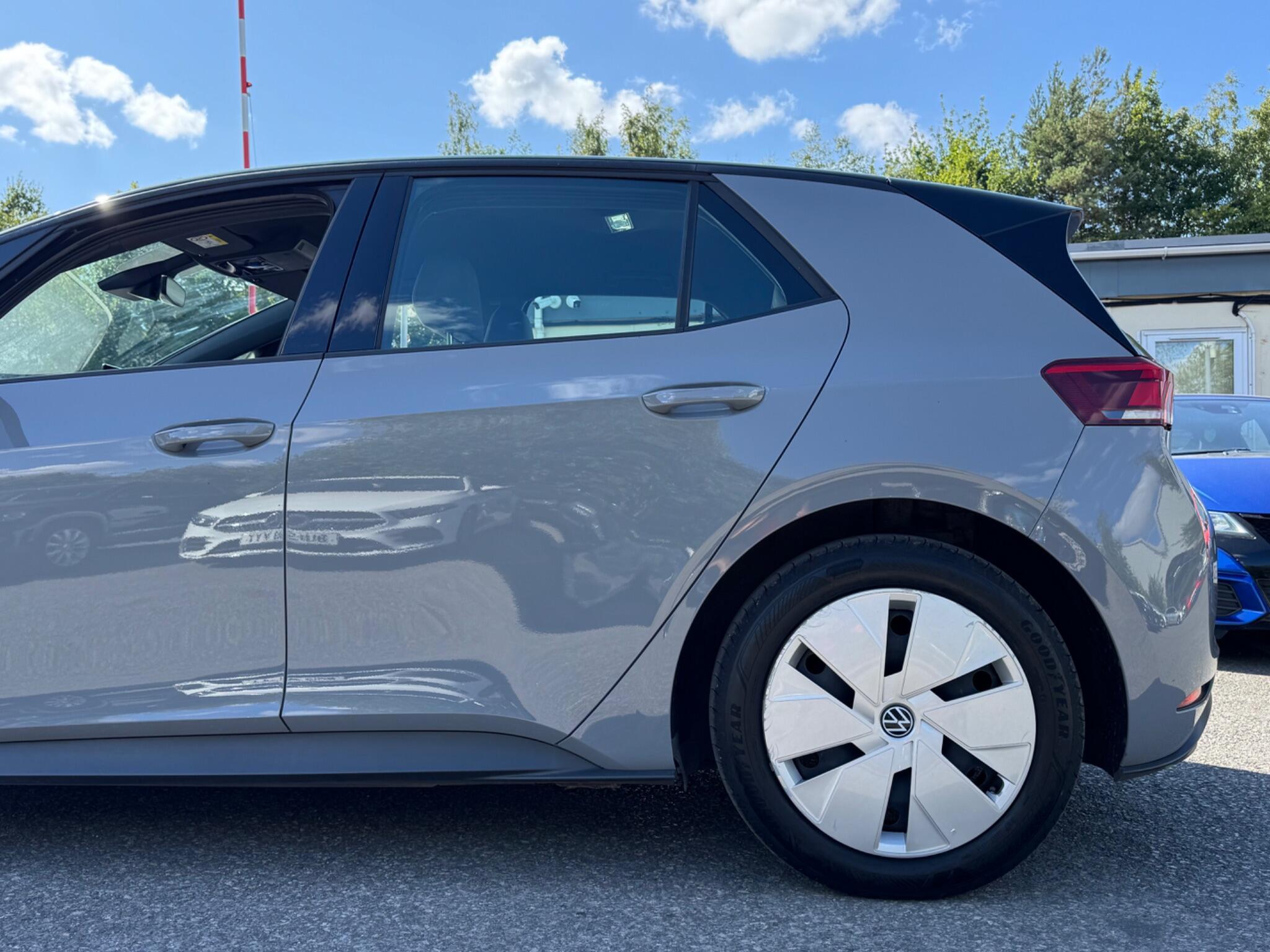 Volkswagen ID.3 - Image 11