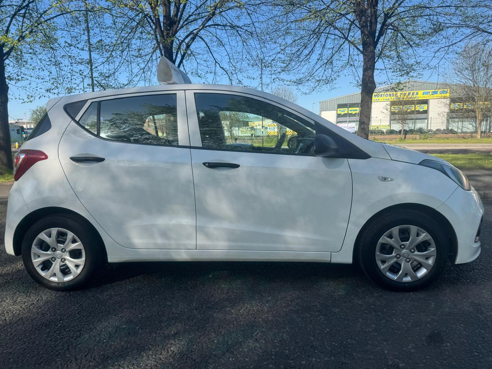 Hyundai i10 - Image 10