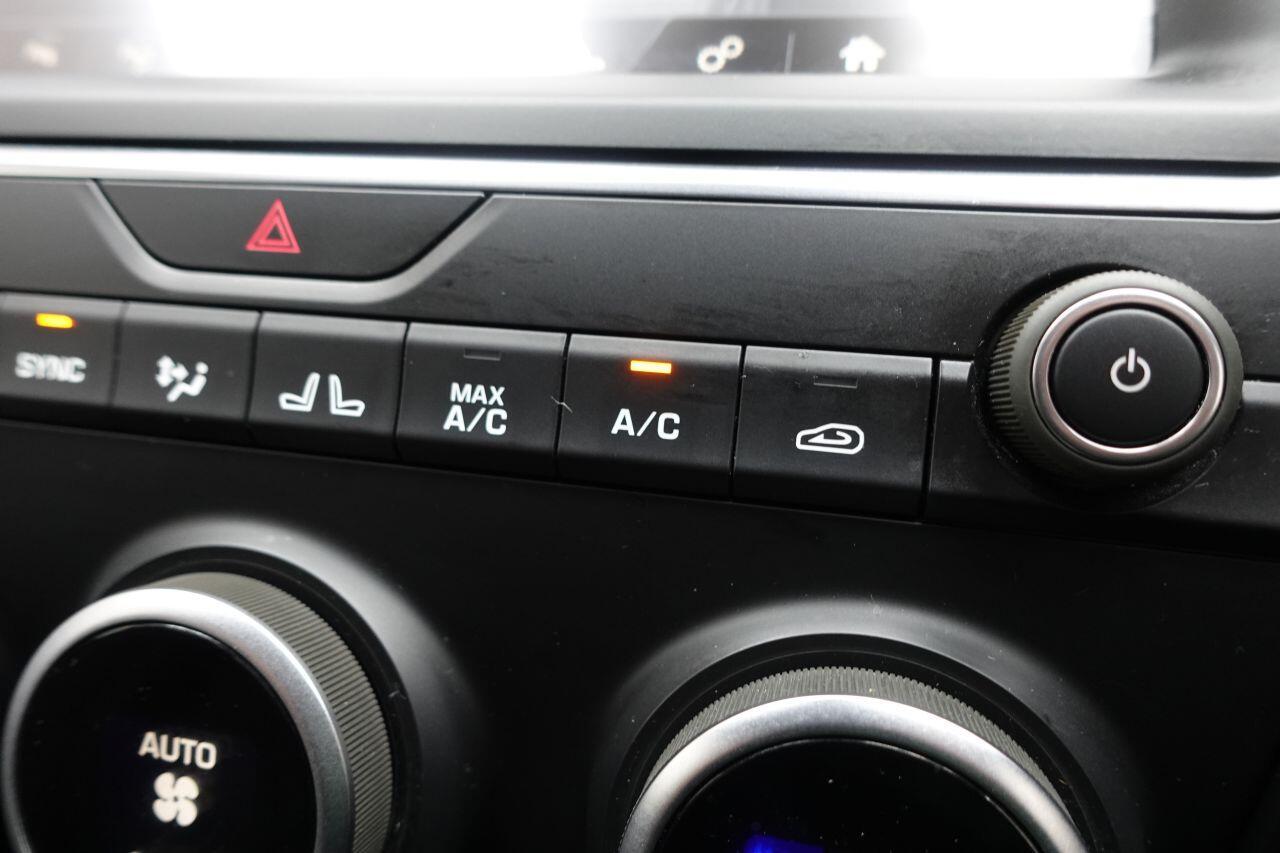 Jaguar E-Pace - Image 47