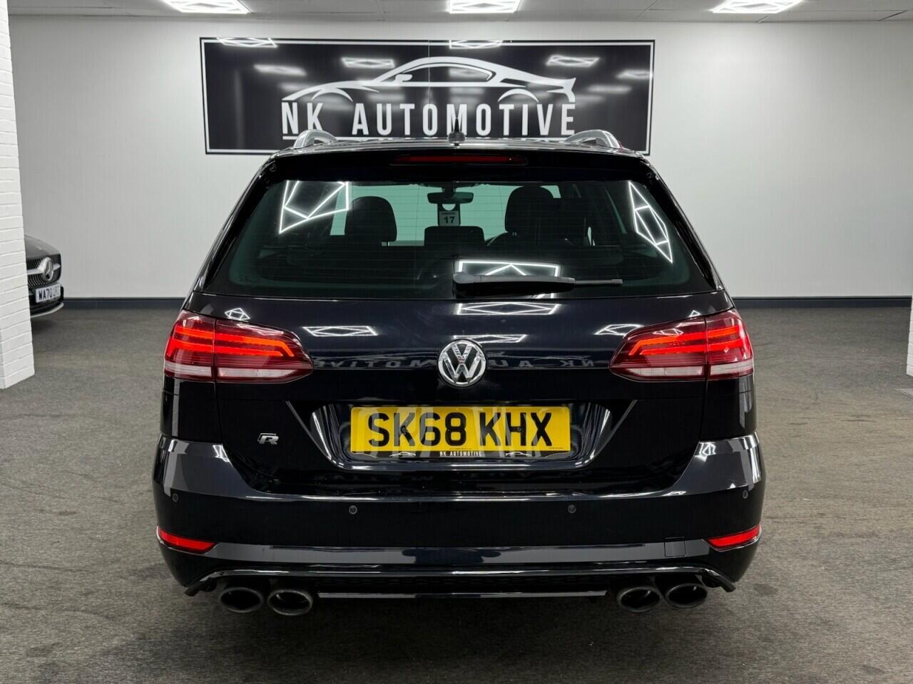 Volkswagen Golf - Image 7