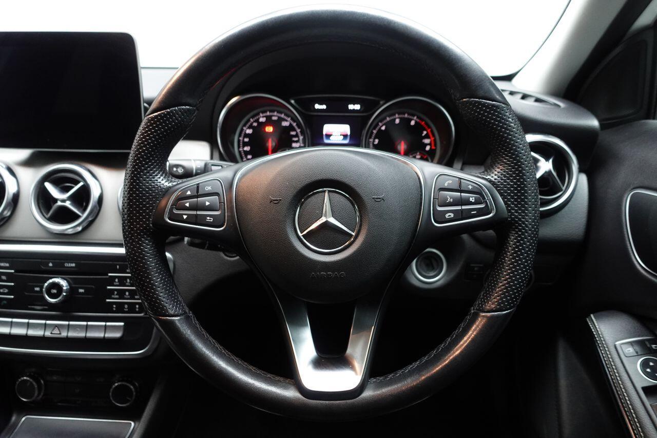 Mercedes-benz GLA - Image 44