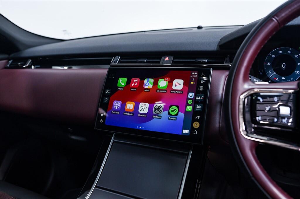 Land Rover Range Rover Velar - Image 20