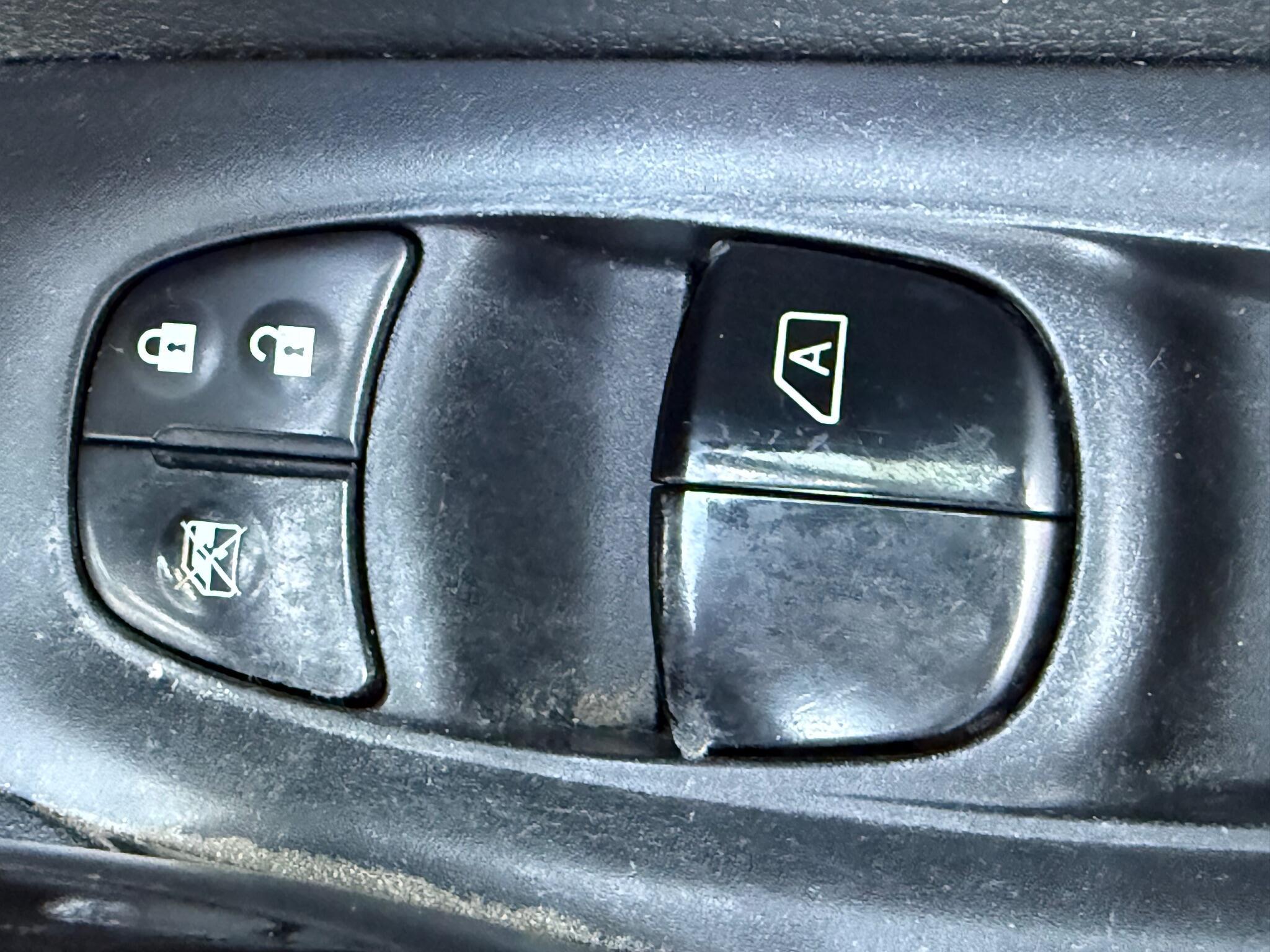 Nissan X-Trail - Image 28