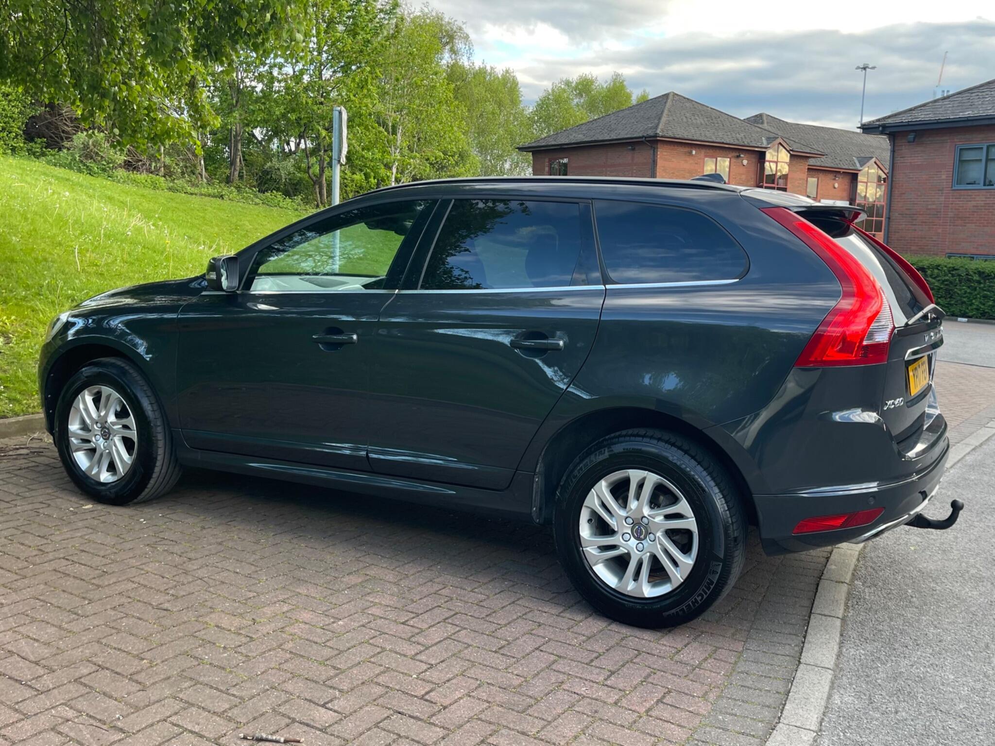 Volvo XC60 - Image 57