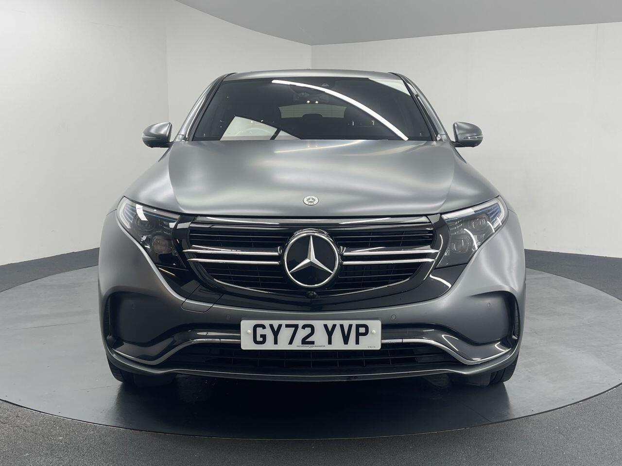 Mercedes Eqc - Image 10