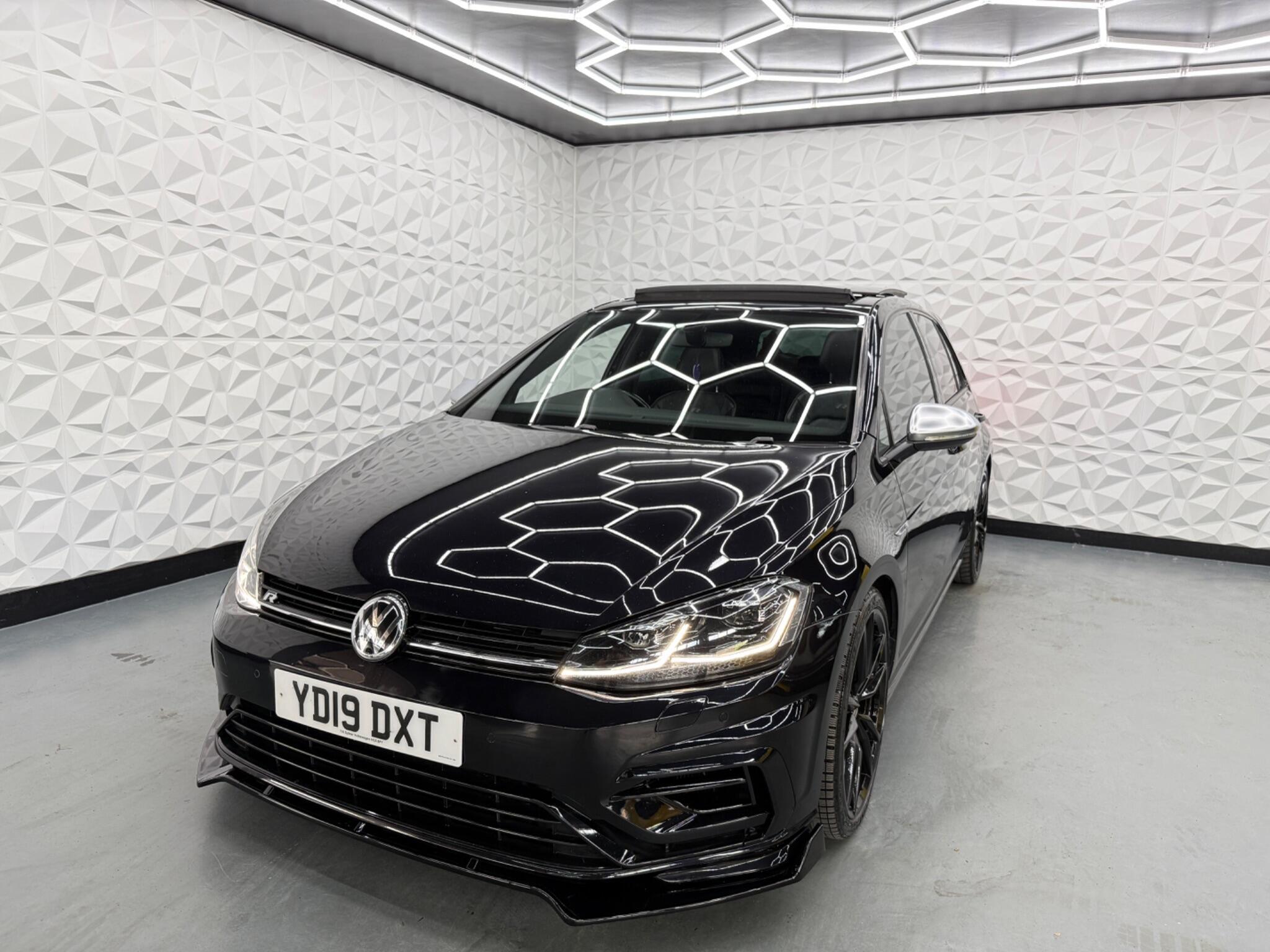 Volkswagen Golf - Image 5