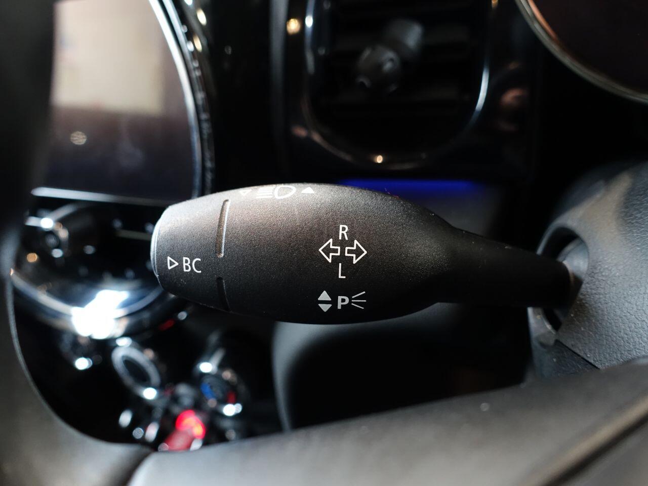 MINI Hatch - Image 15