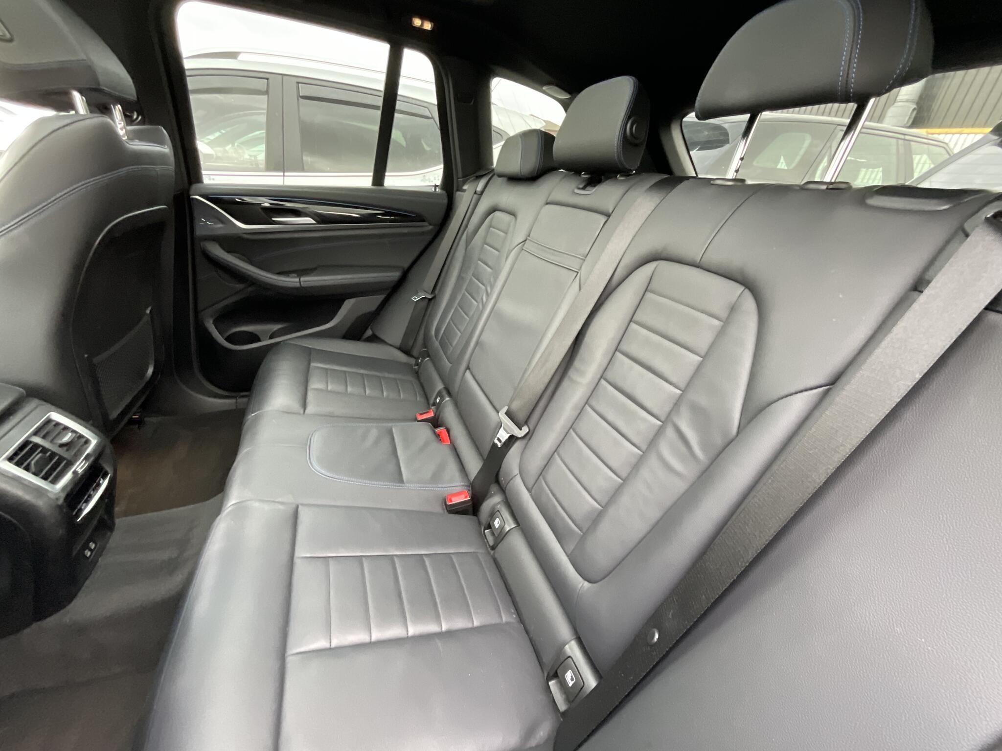 BMW iX3 - Image 14
