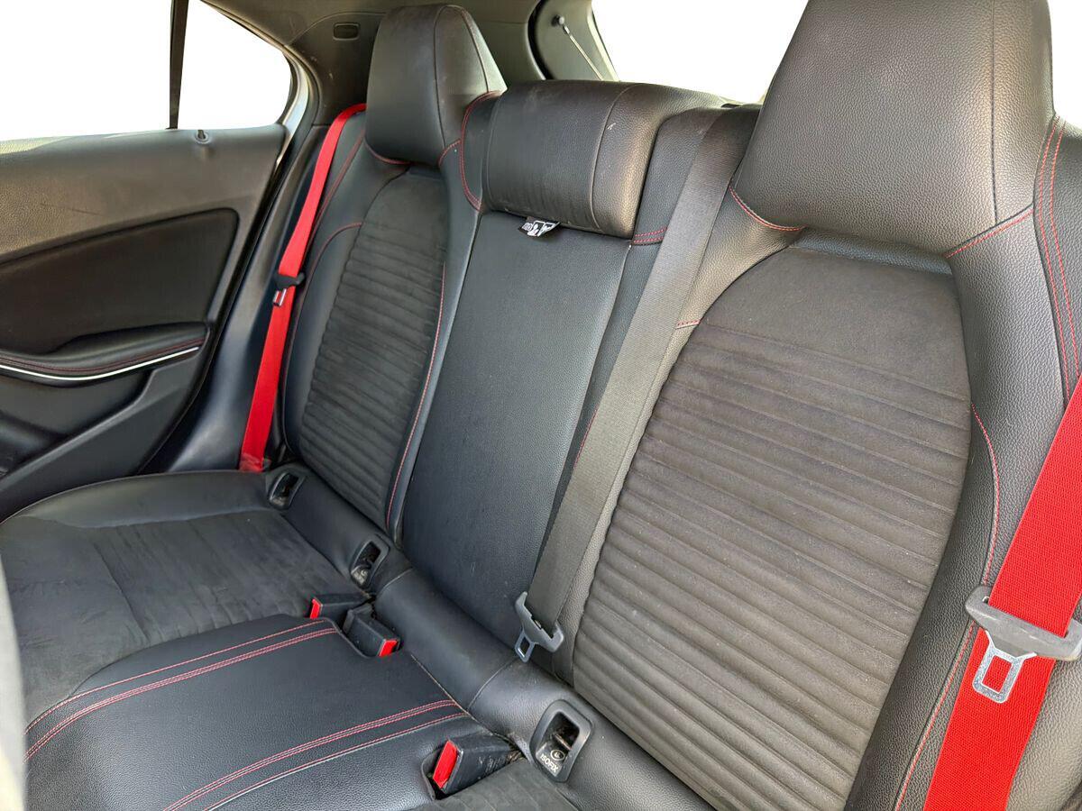 Mercedes-benz A-CLASS - Image 27