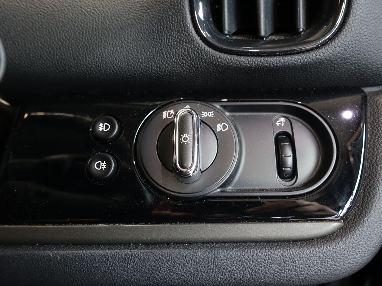 MINI Countryman - Image 16