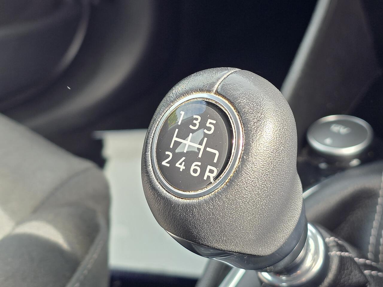 Ford Fiesta - Image 8