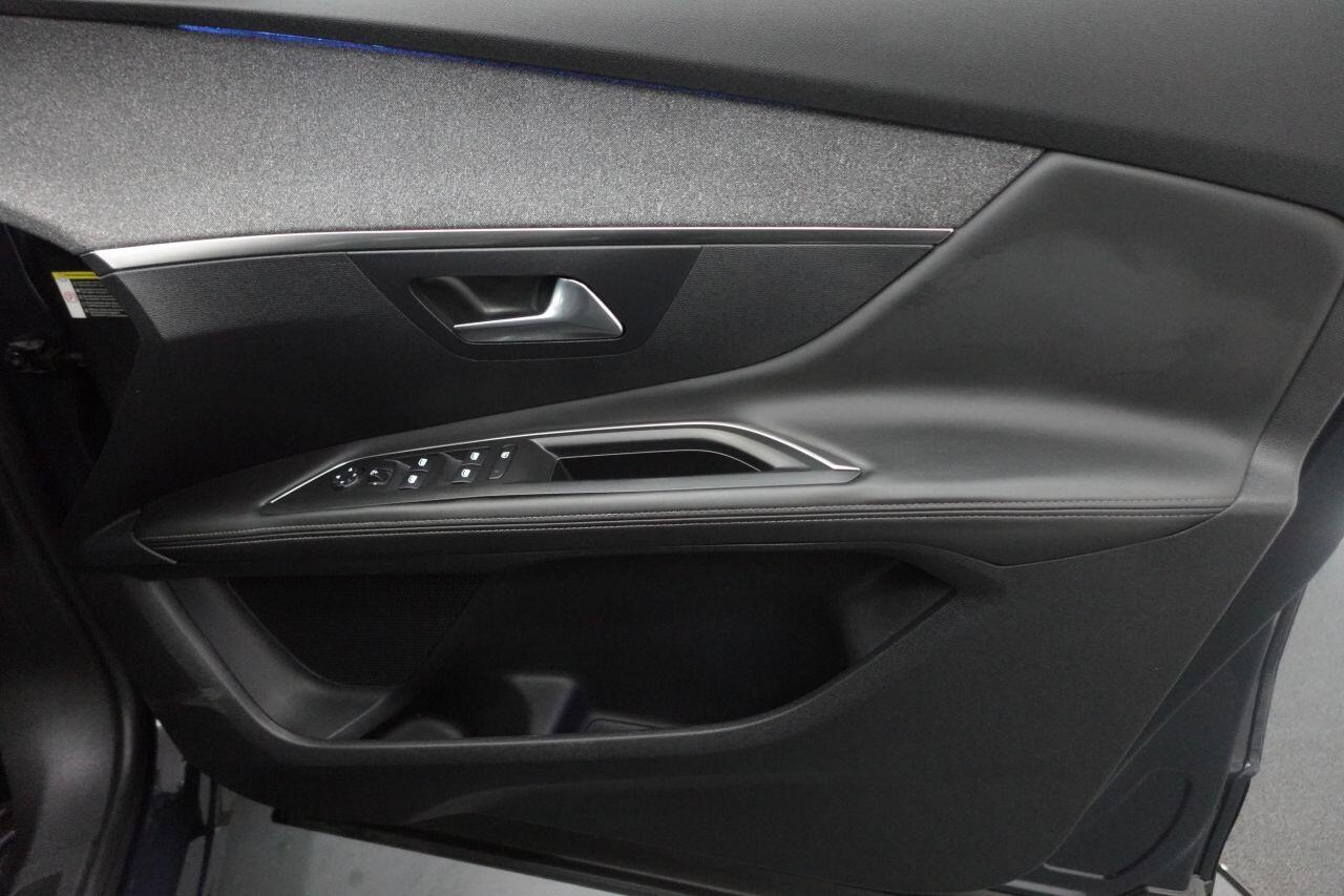Peugeot 3008 - Image 17