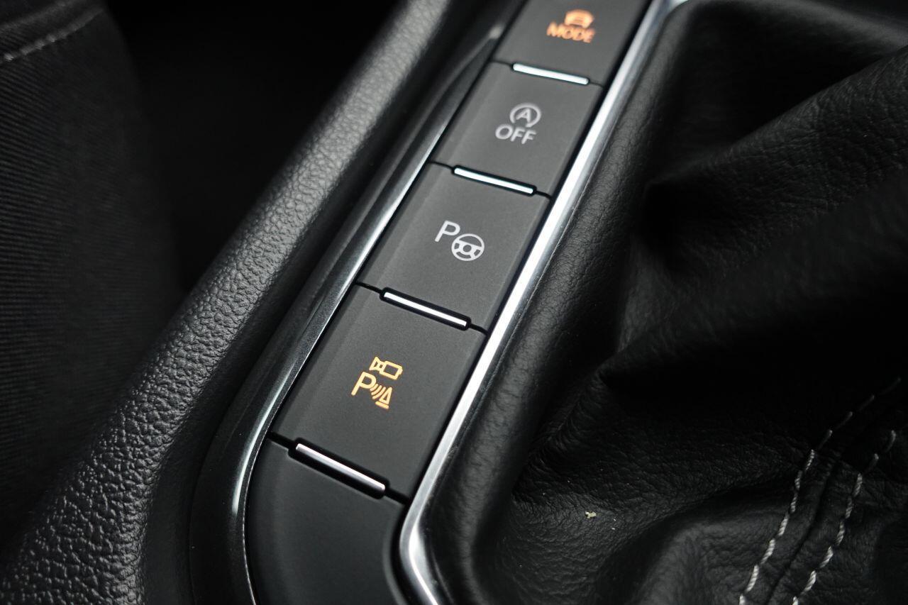 Volkswagen Tiguan - Image 41