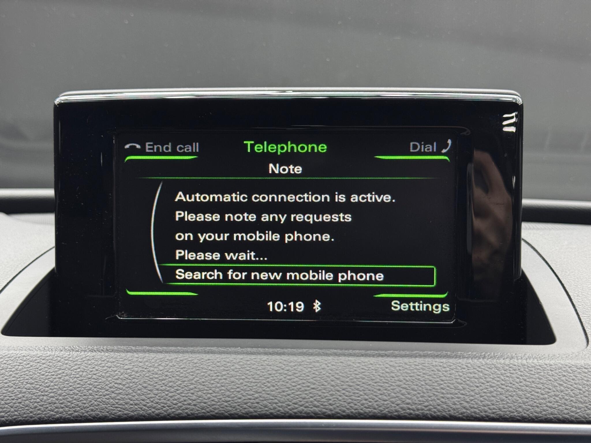 Audi Q3 - Image 33