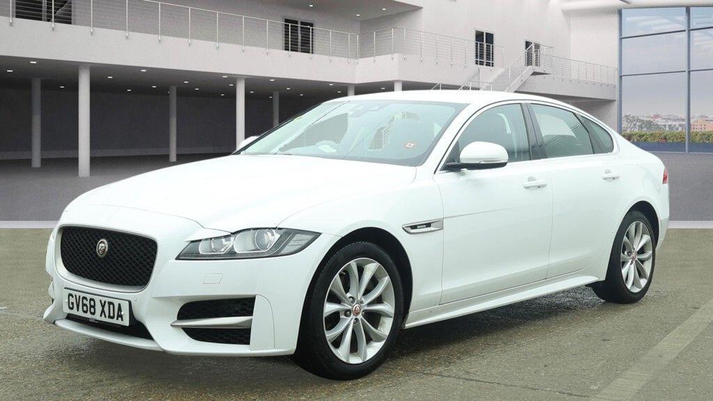 Jaguar XF - Image 3
