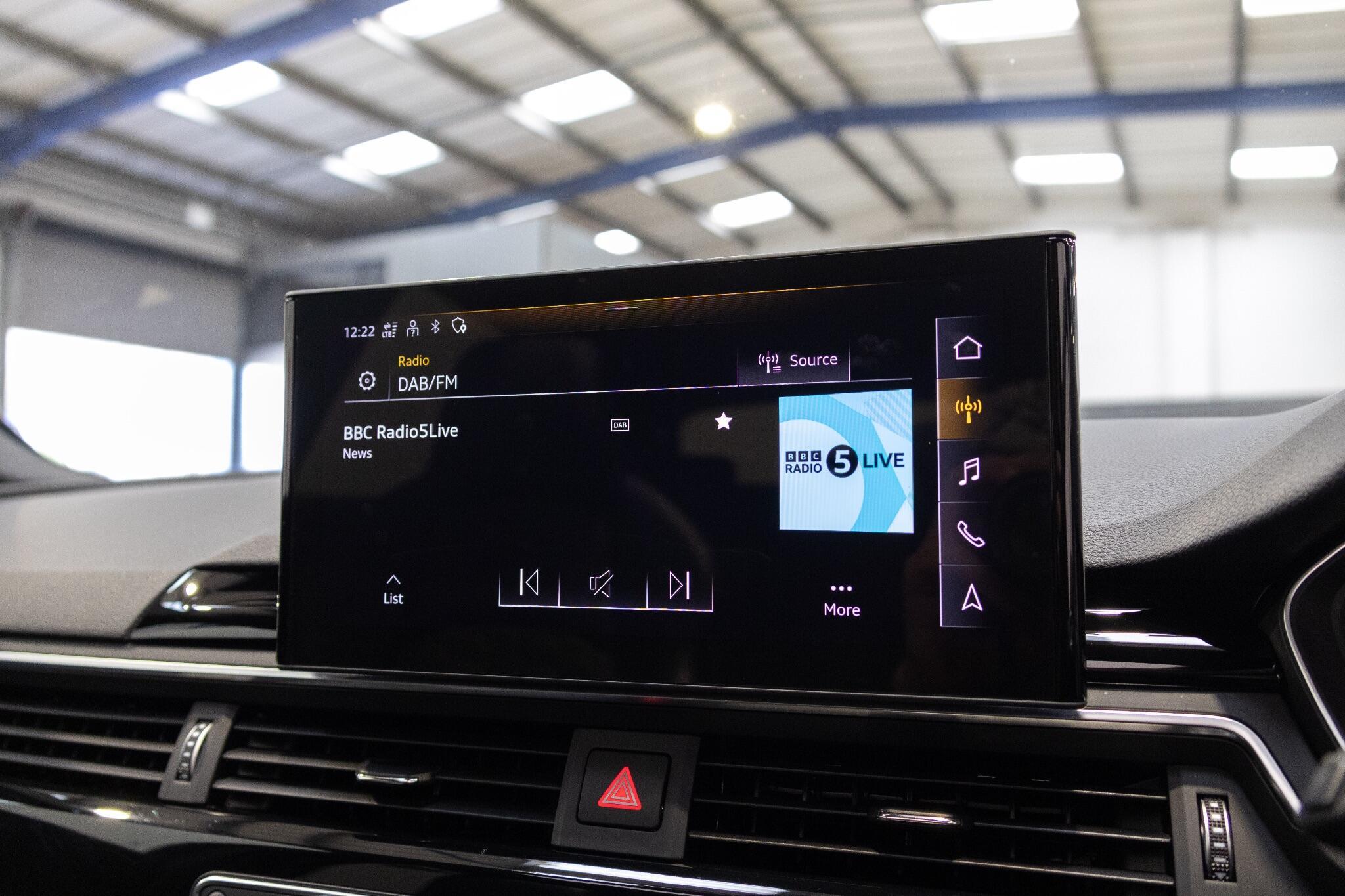 Audi Rs4 Avant - Image 27