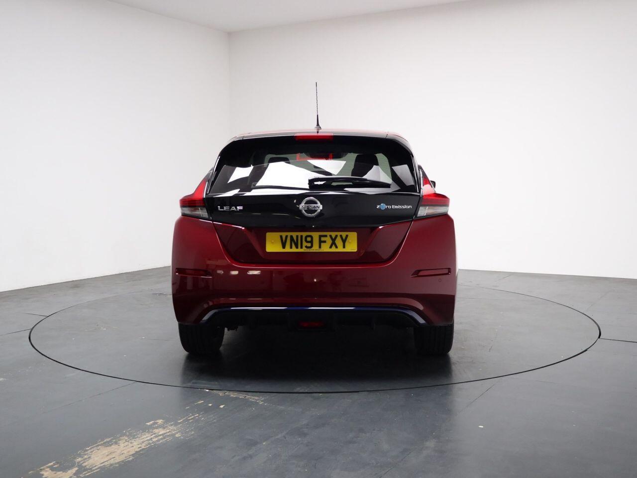 Nissan Leaf - Image 11