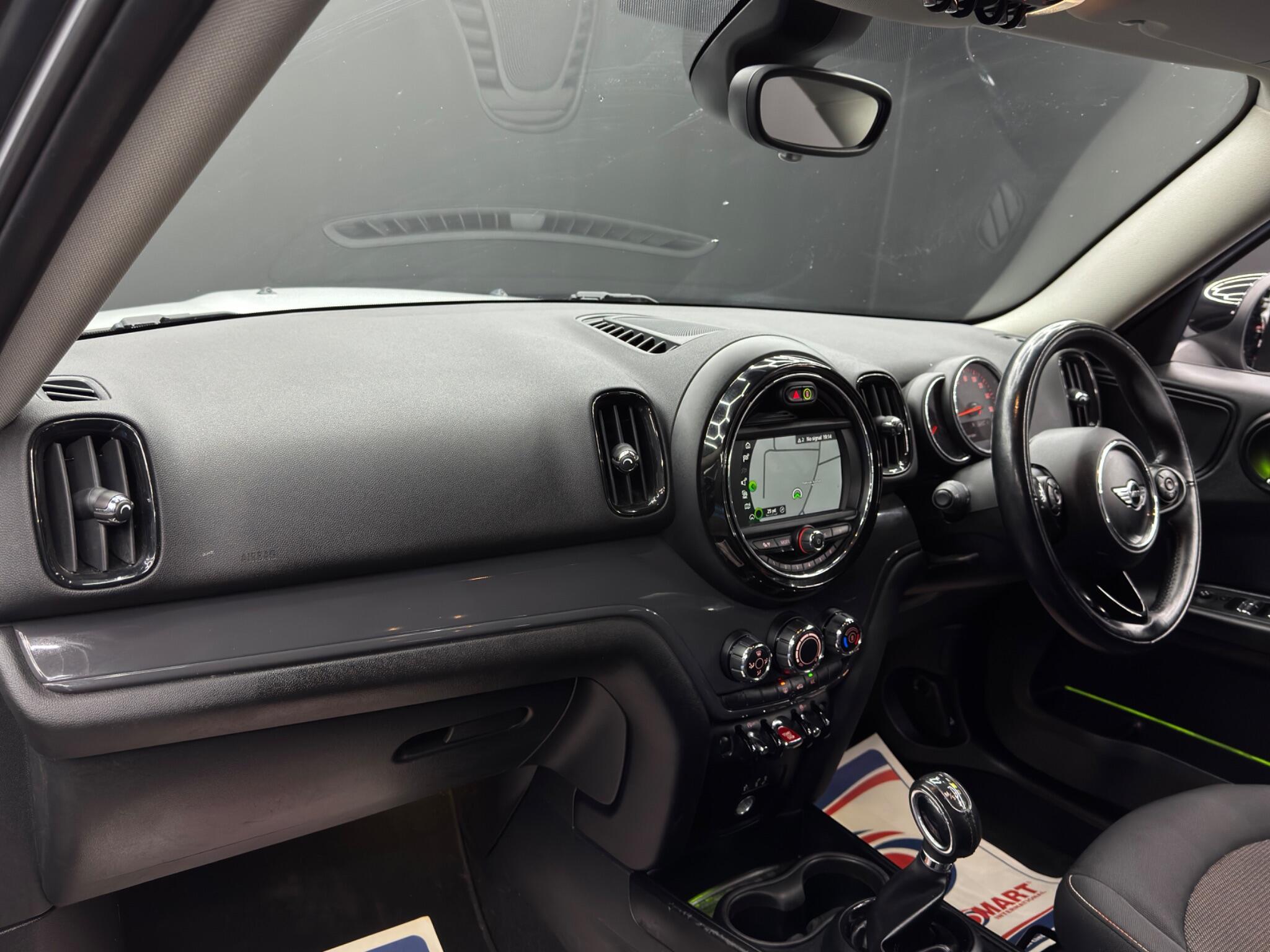 MINI Countryman - Image 11