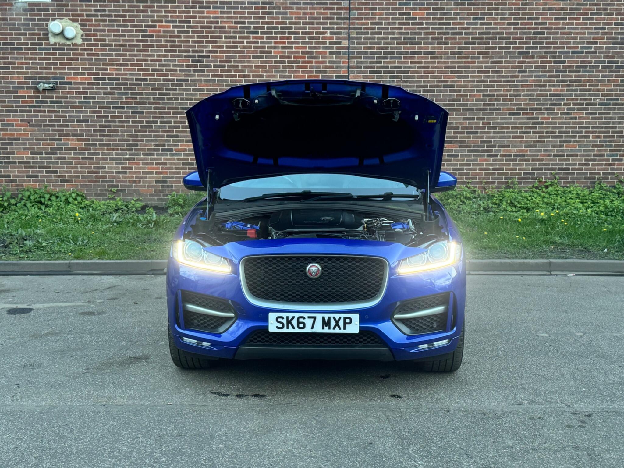 Jaguar F-Pace - Image 19