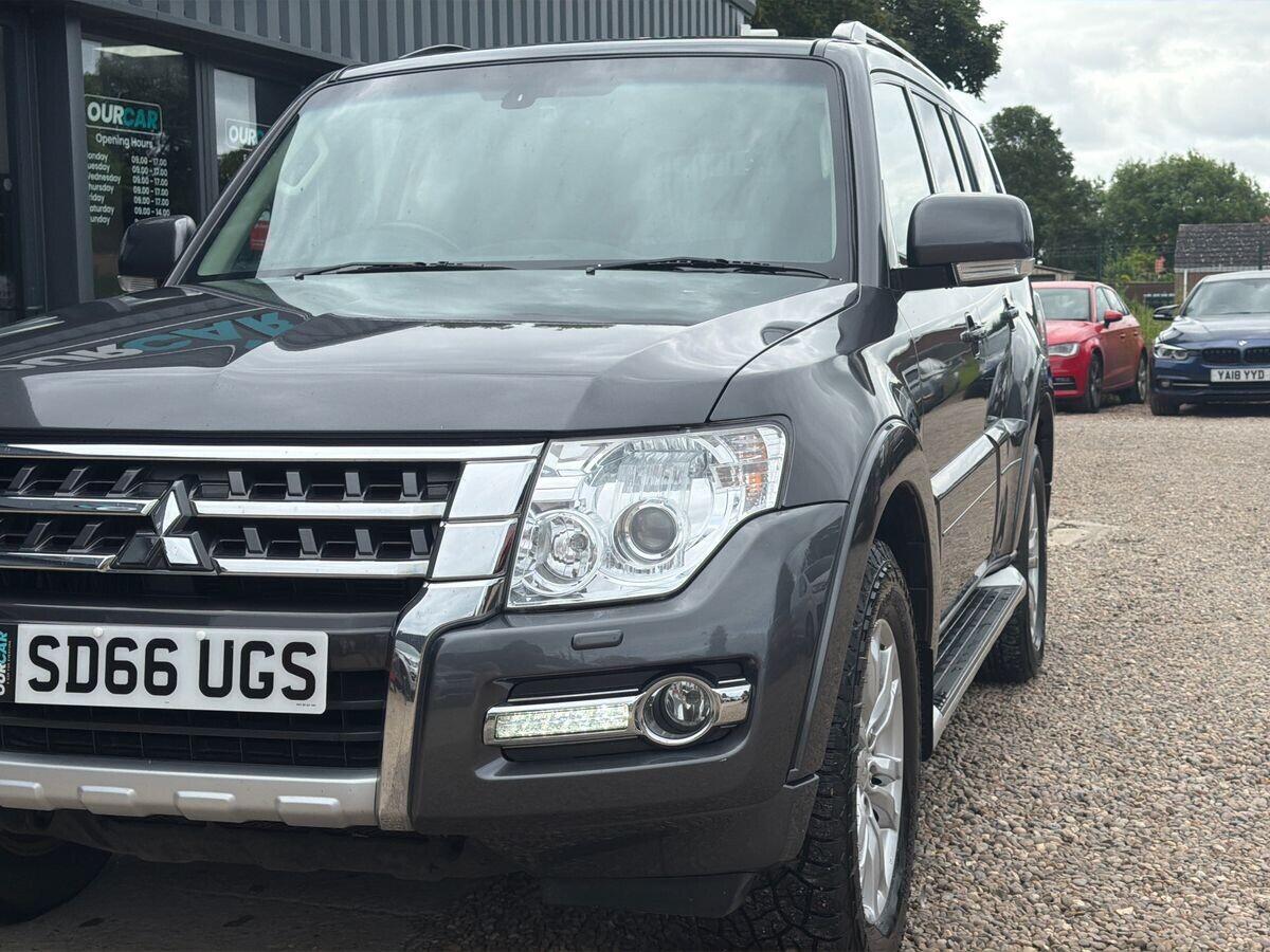 Mitsubishi Shogun - Image 13