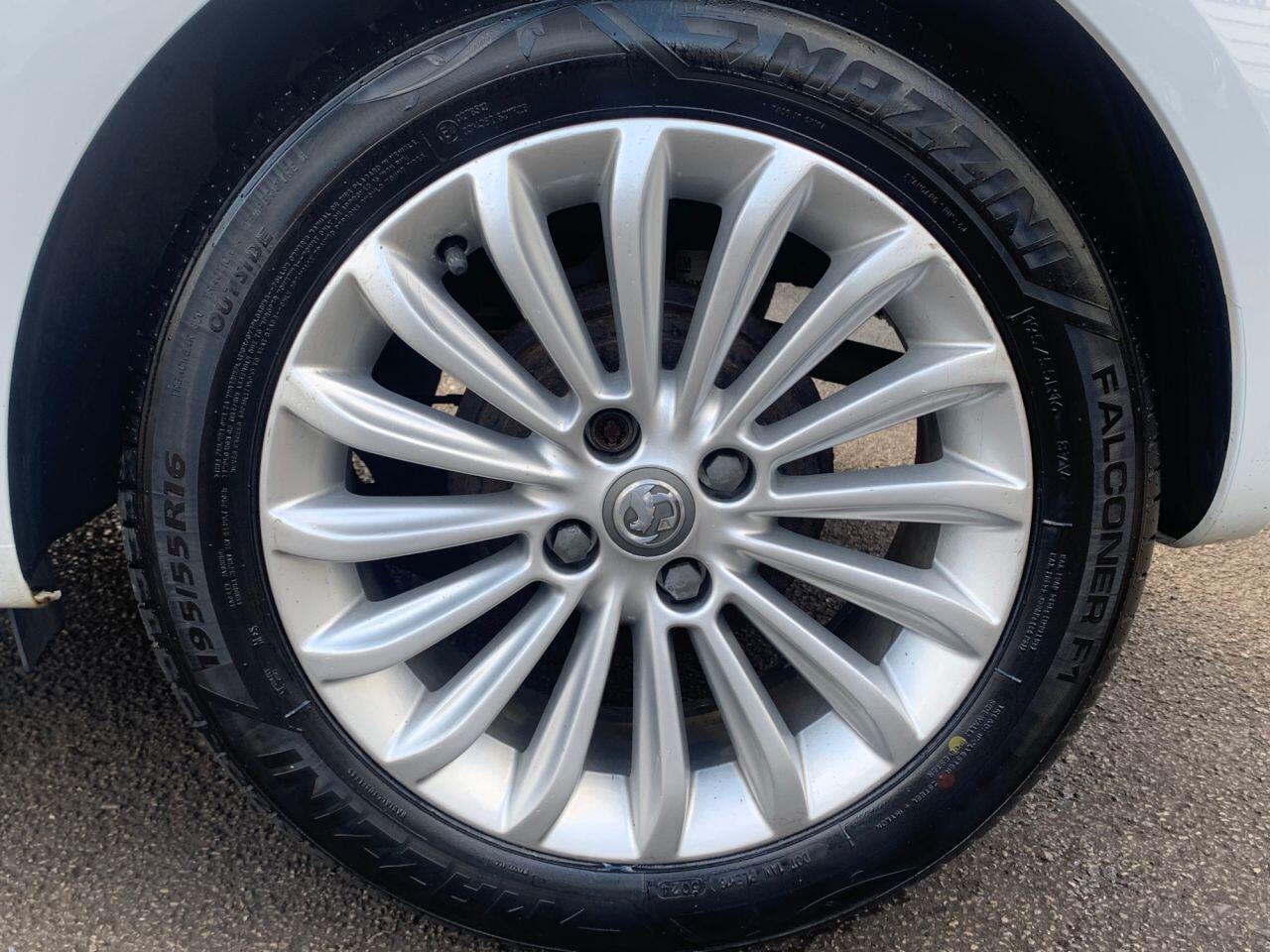 Vauxhall ADAM - Image 27