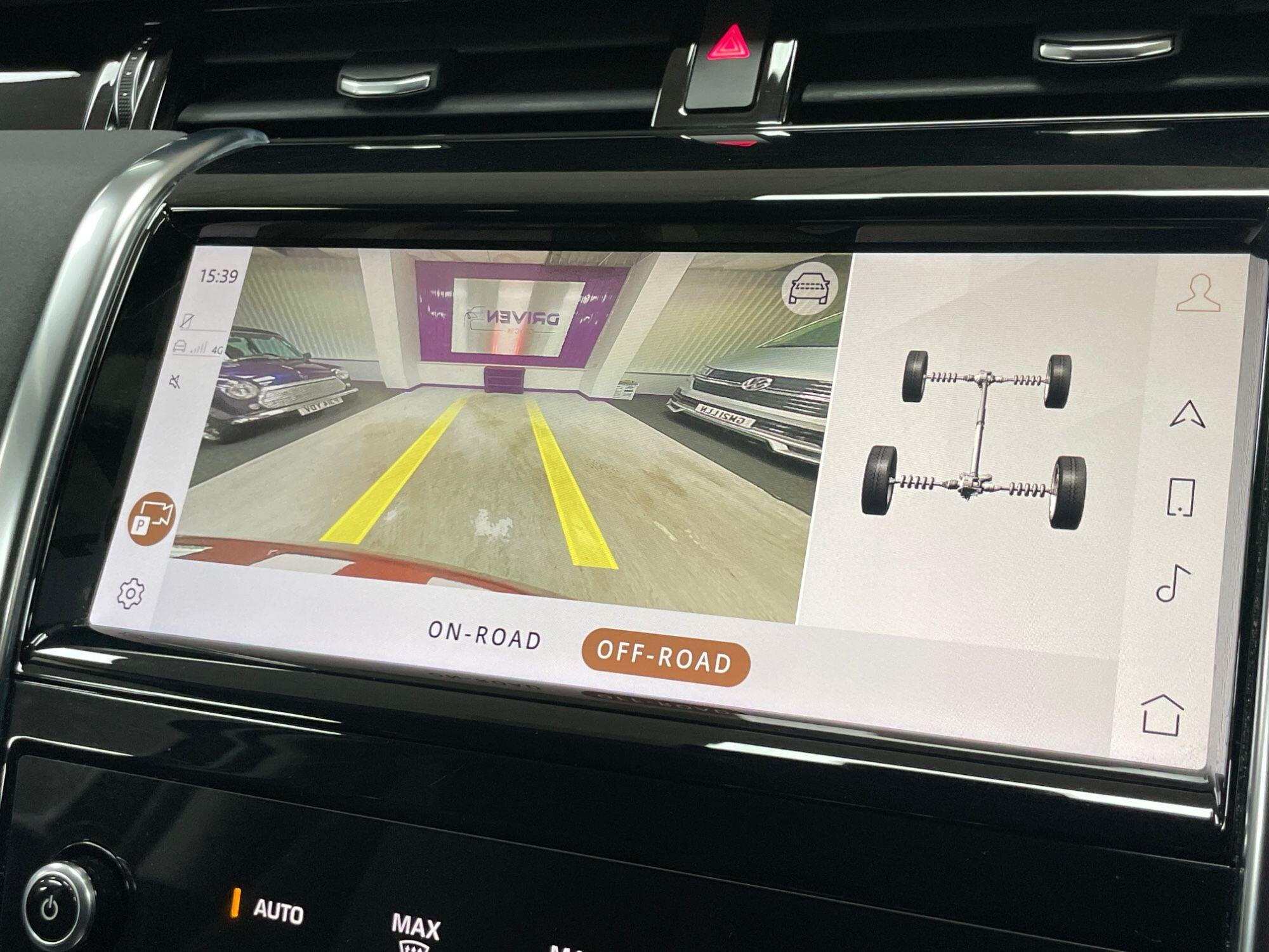 Land Rover DISCOVERY SPORT - Image 42