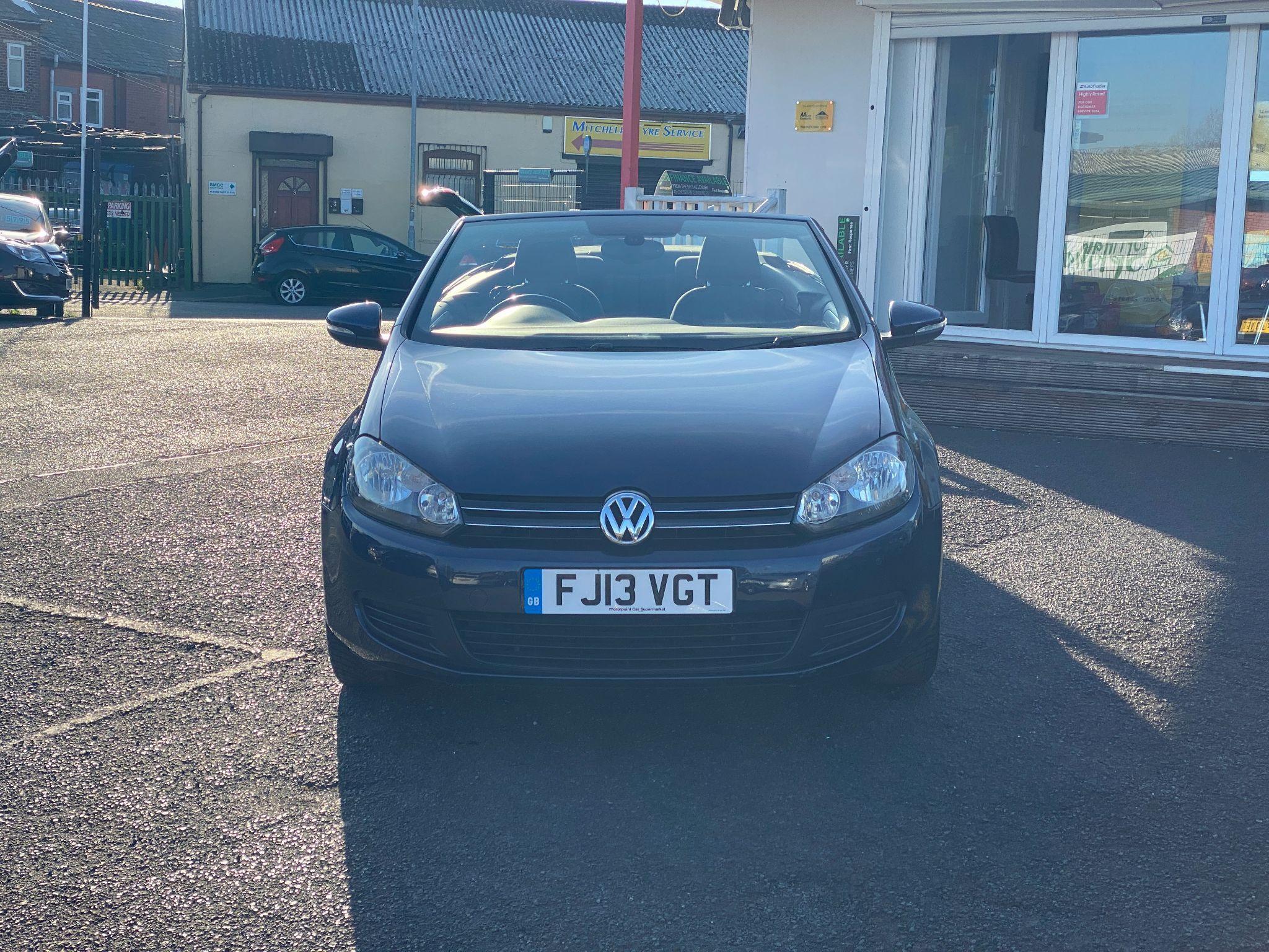 Volkswagen Golf - Image 9