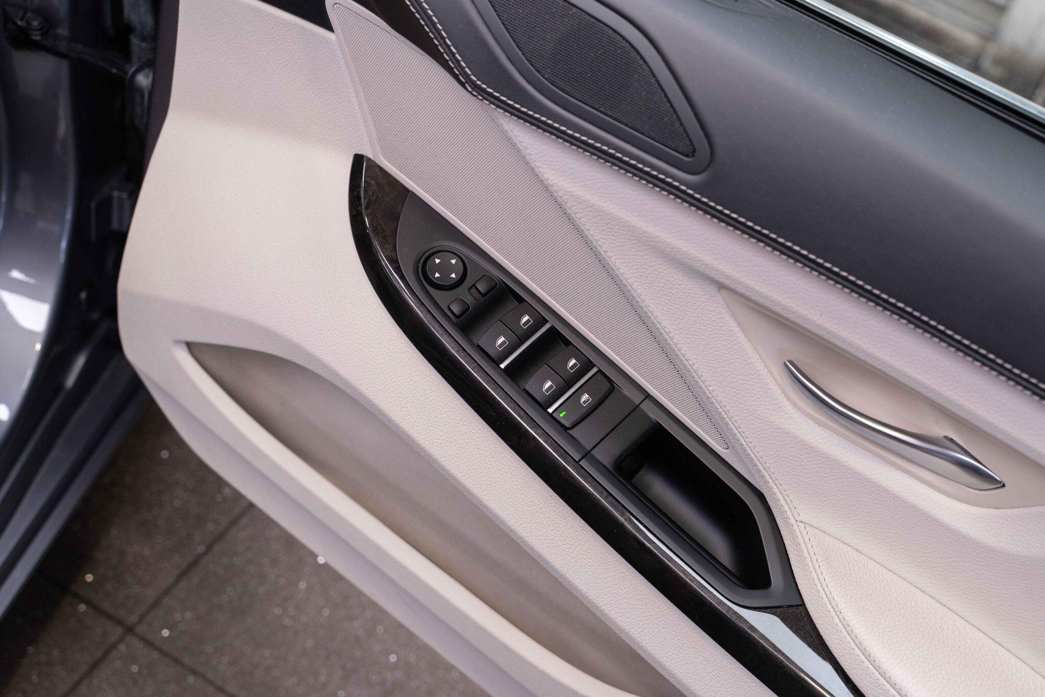 BMW 6 SERIES GRAN COUPE - Image 22