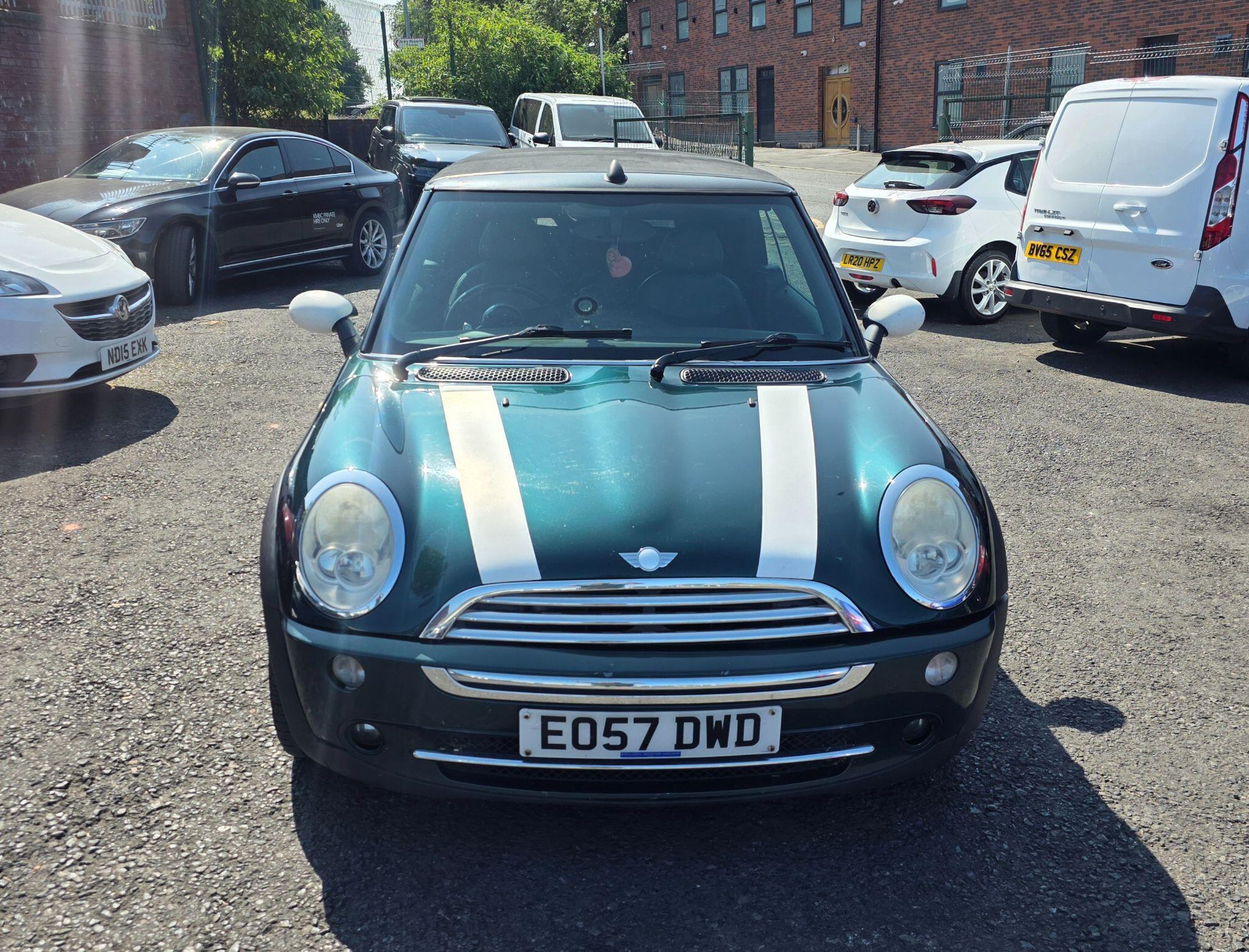 MINI Convertible - Image 20