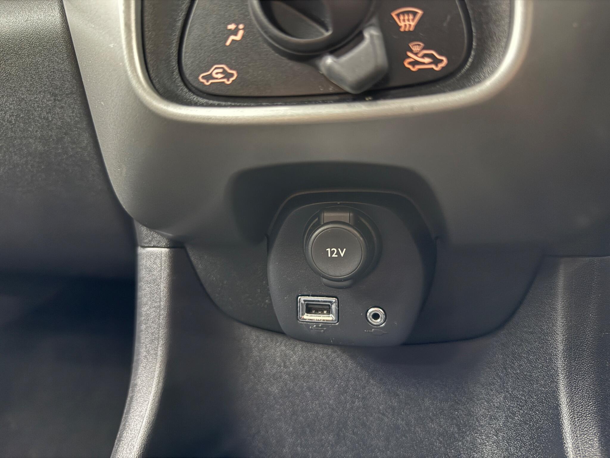 Peugeot 108 - Image 39