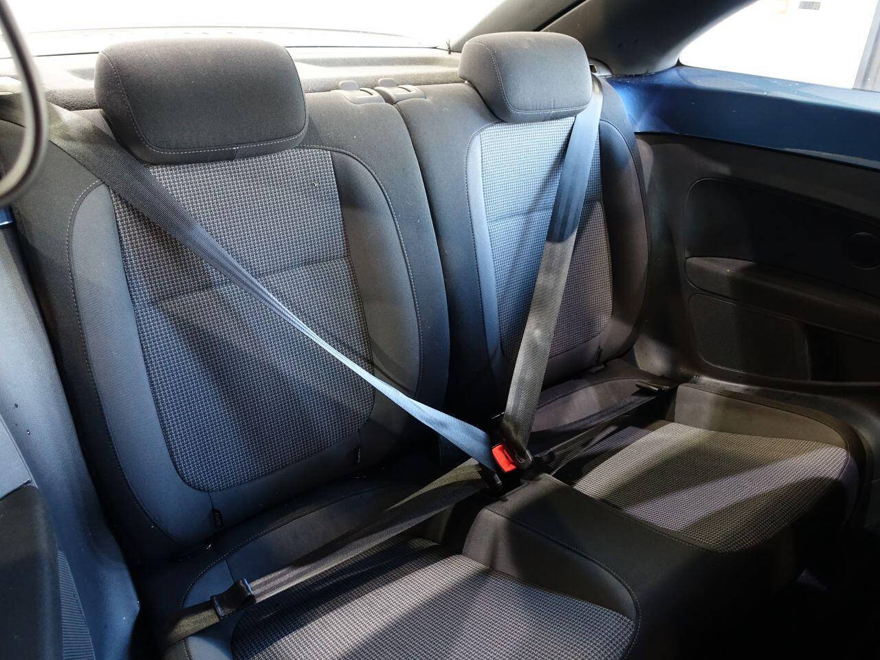 Volkswagen Beetle - Image 19