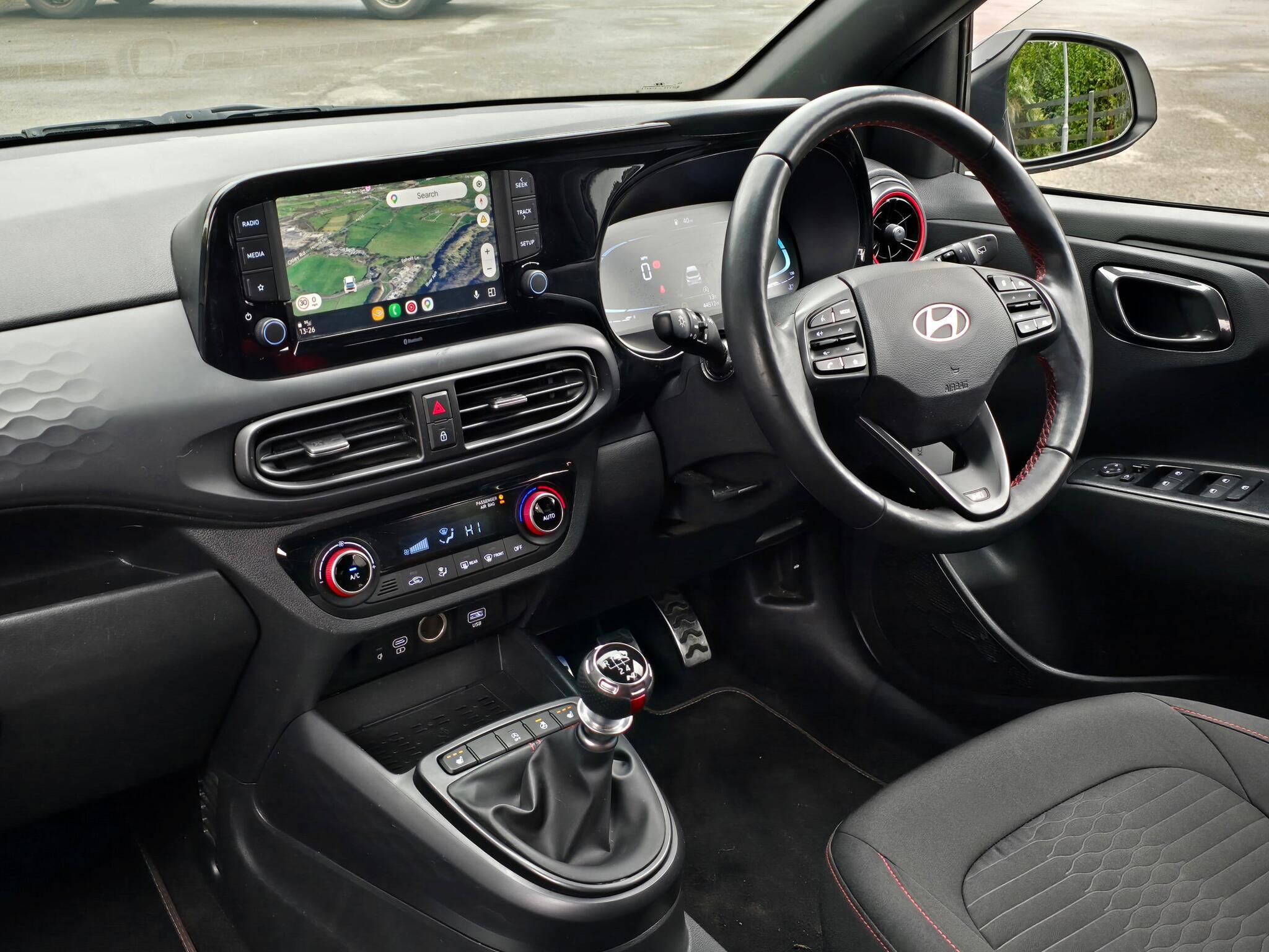 Hyundai i10 - Image 2
