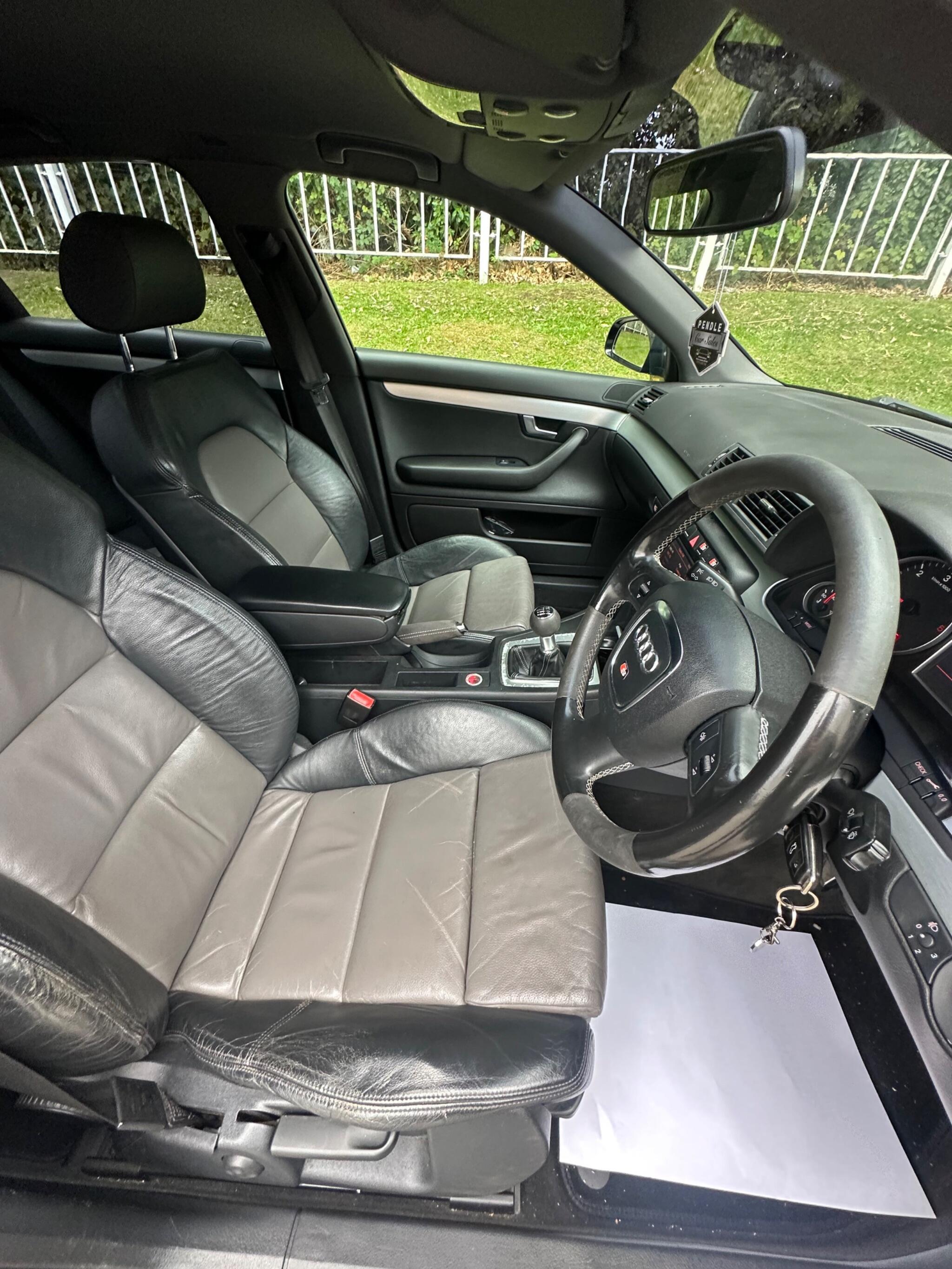 Audi A4 - Image 16