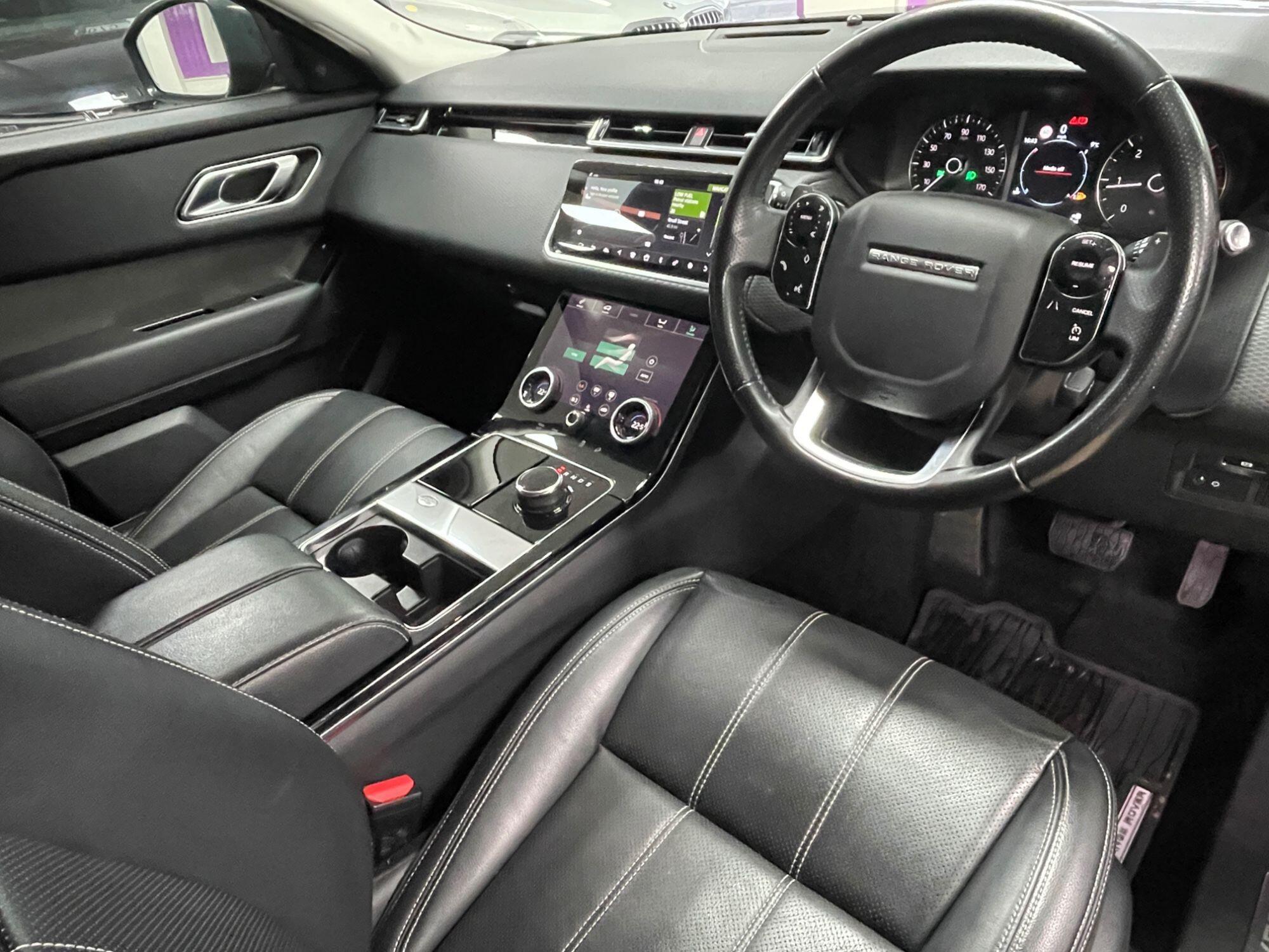 Land Rover Range Rover Velar - Image 24