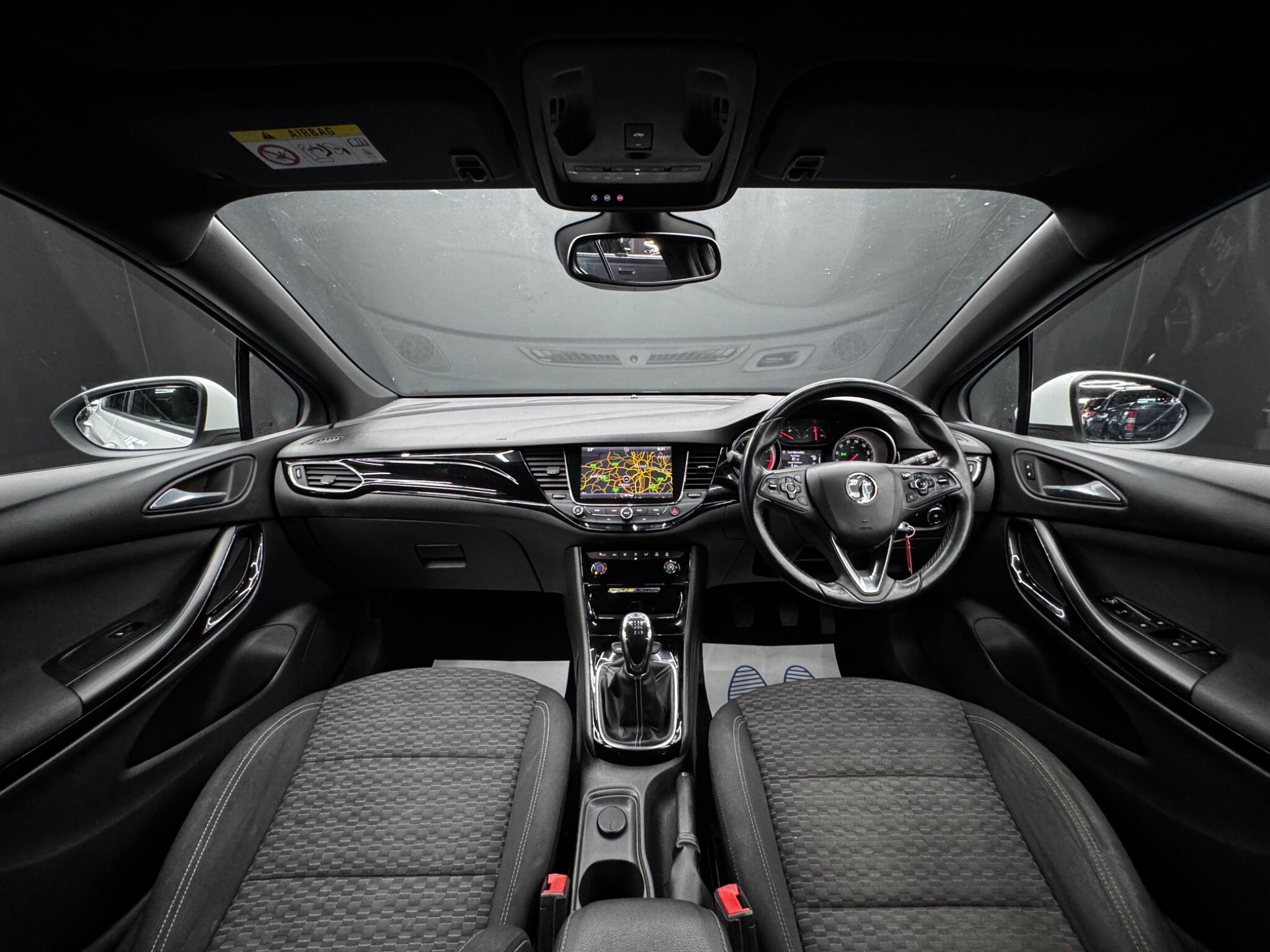 Vauxhall Astra - Image 17