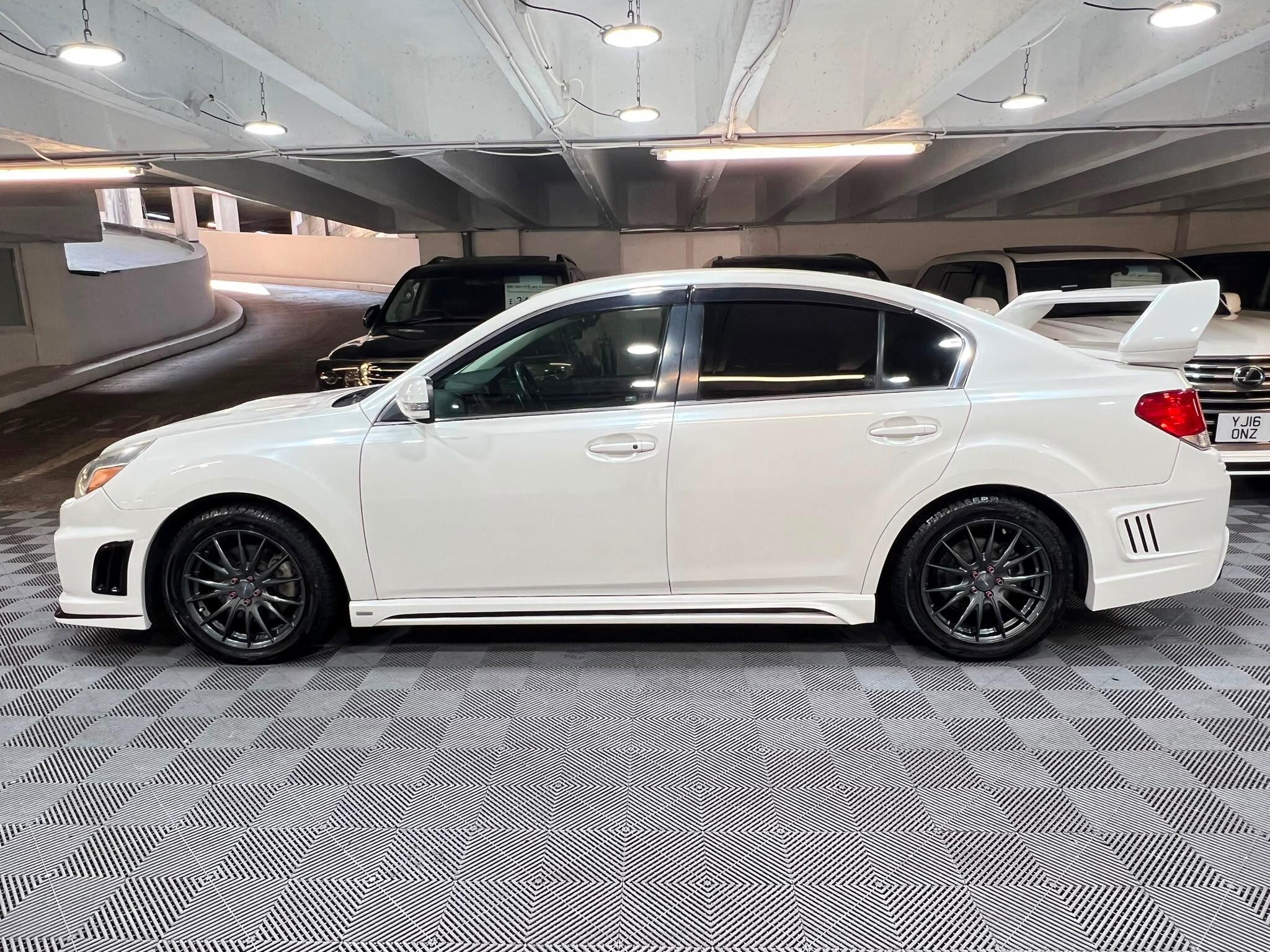 Subaru Legacy - Image 2
