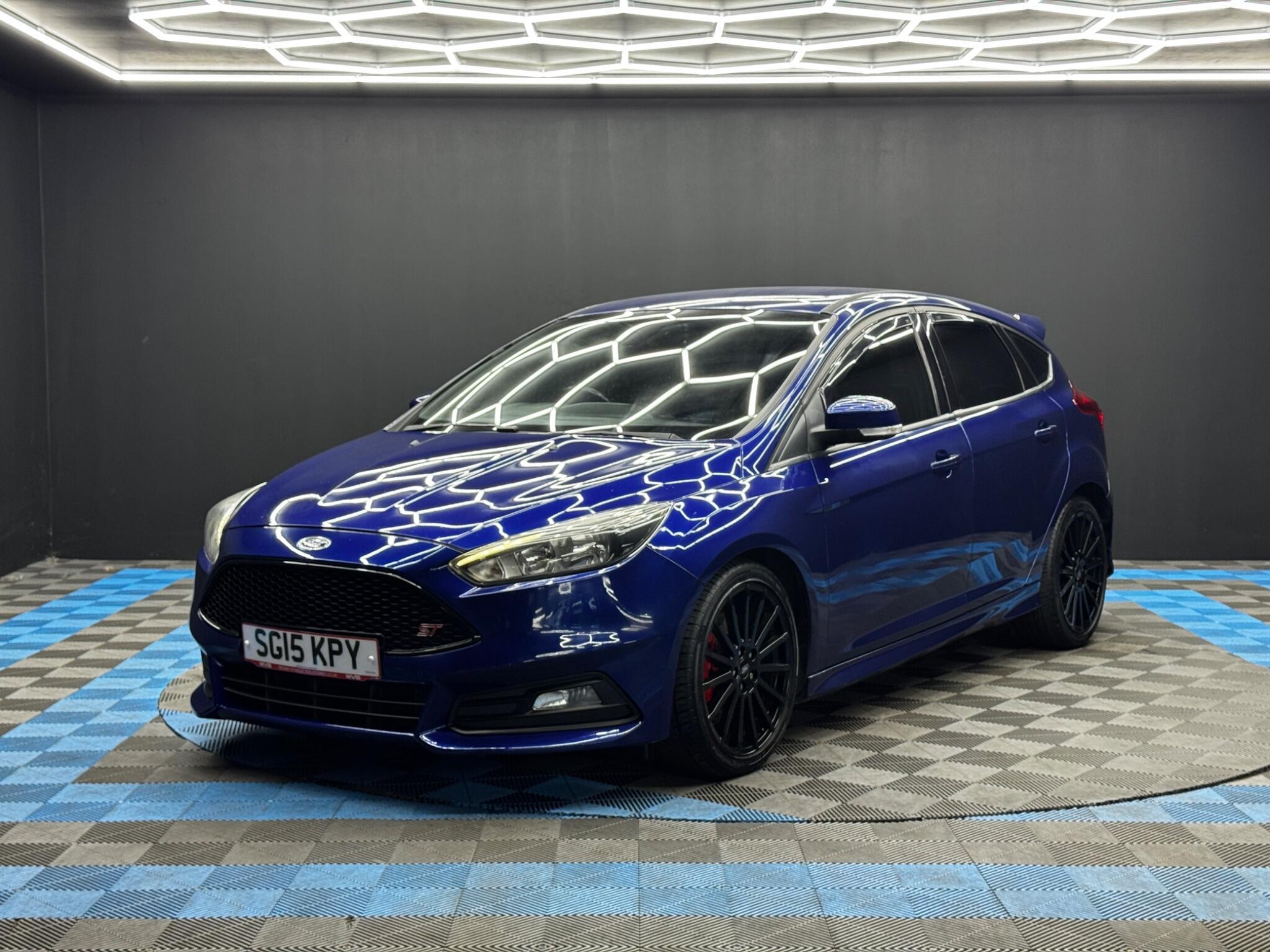 Ford Focus - Image 3