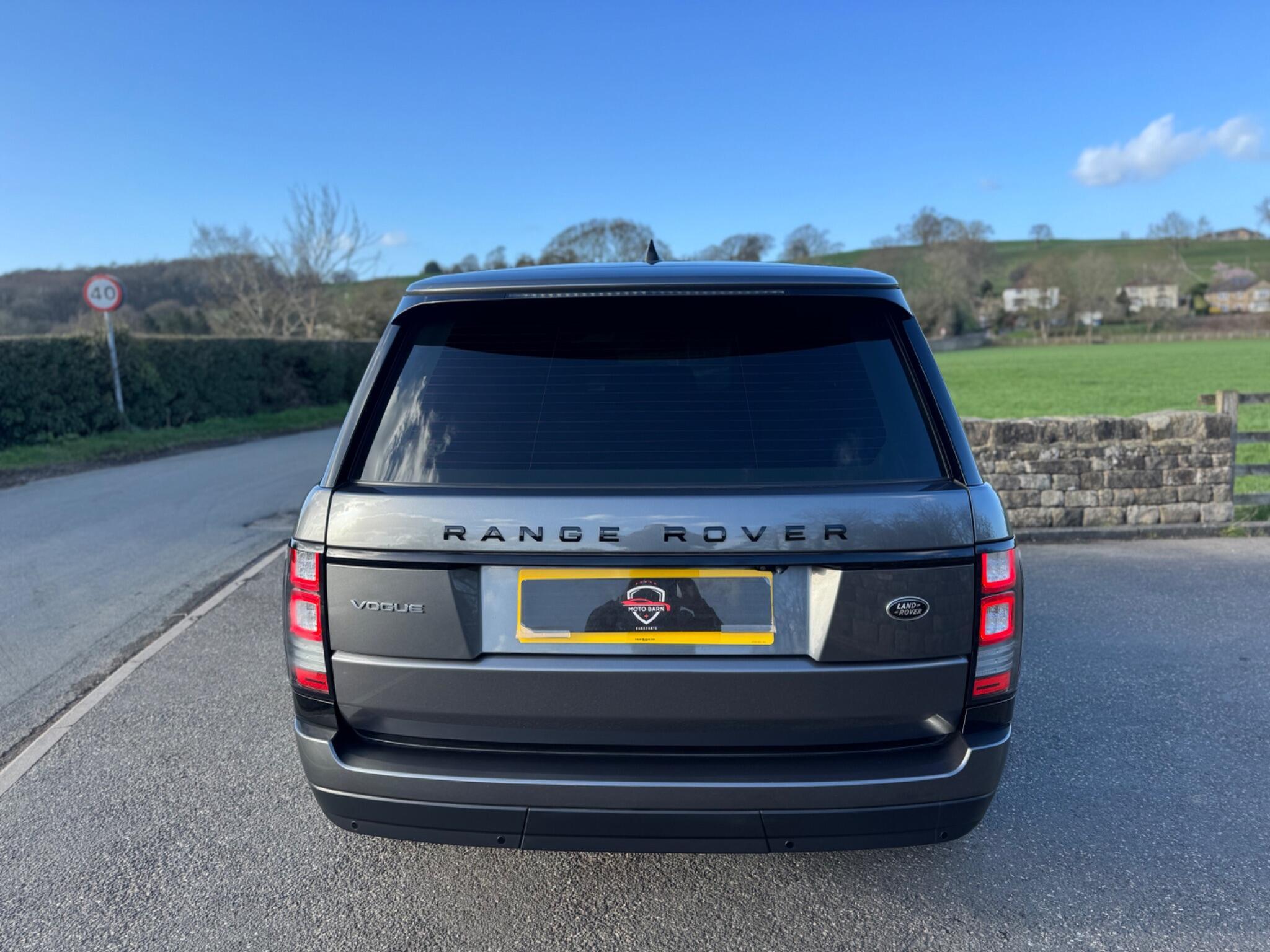 Land Rover Range Rover - Image 17