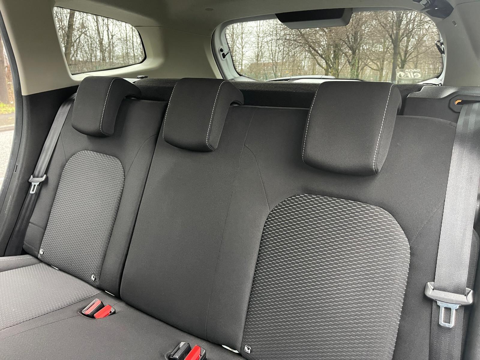Dacia Duster - Image 23