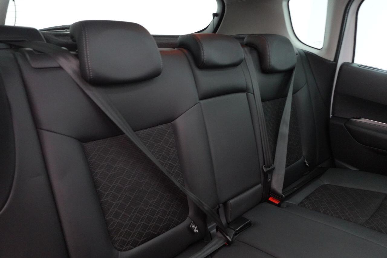 Peugeot 3008 - Image 14