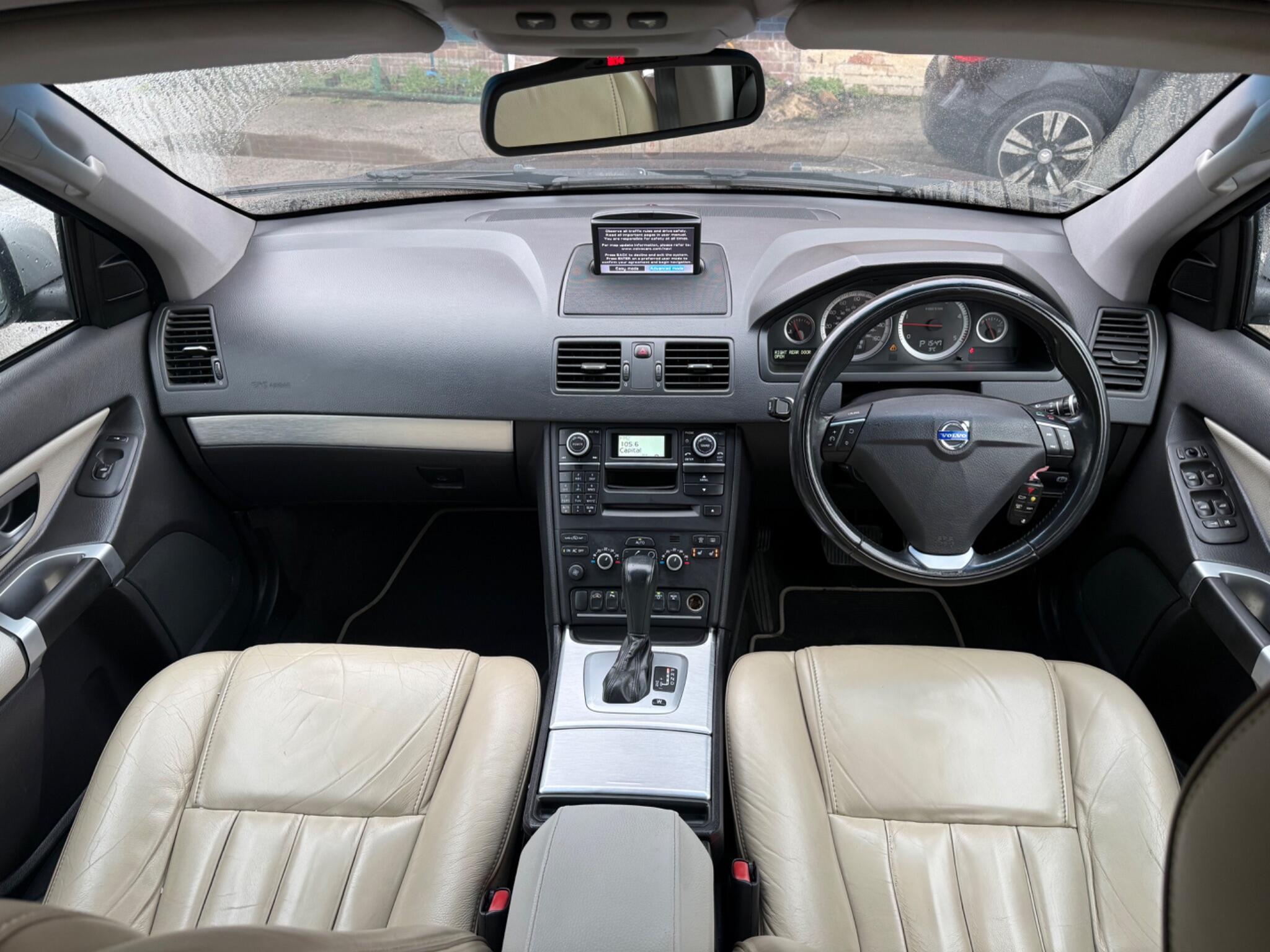 Volvo XC90 - Image 9