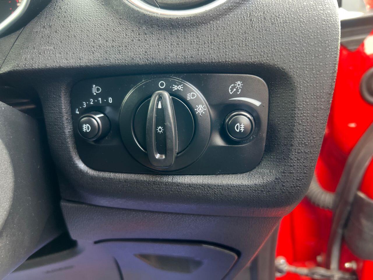 Ford Fiesta - Image 23