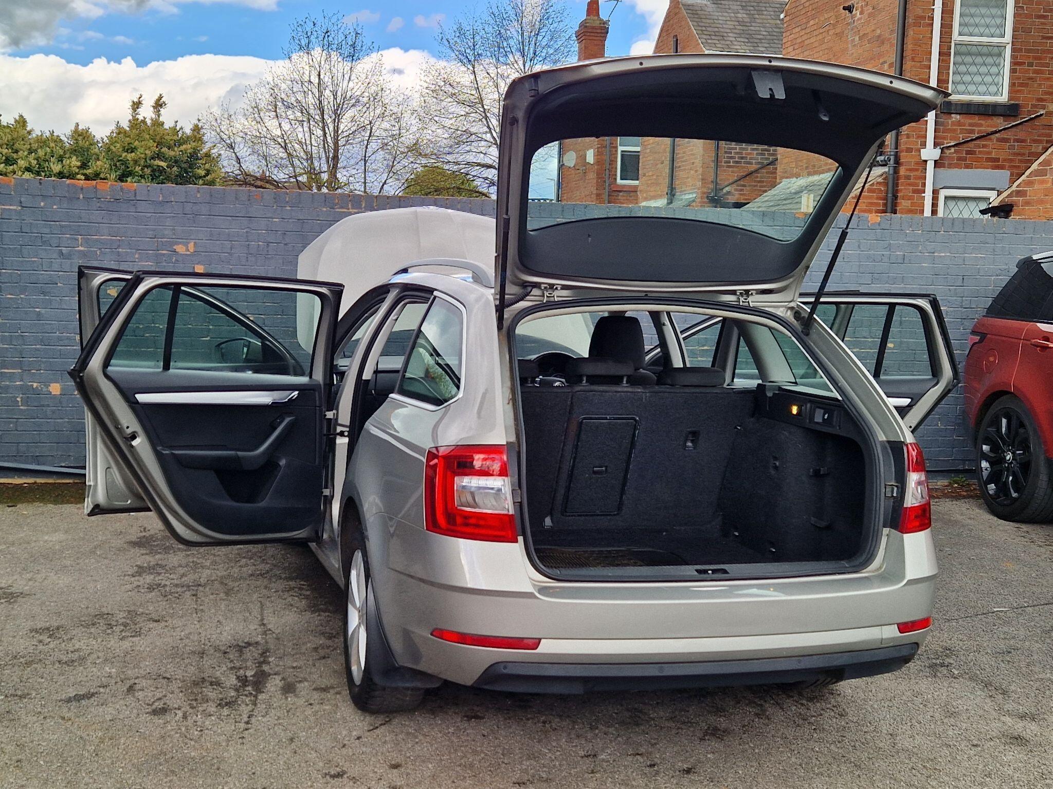 Skoda Octavia - Image 19