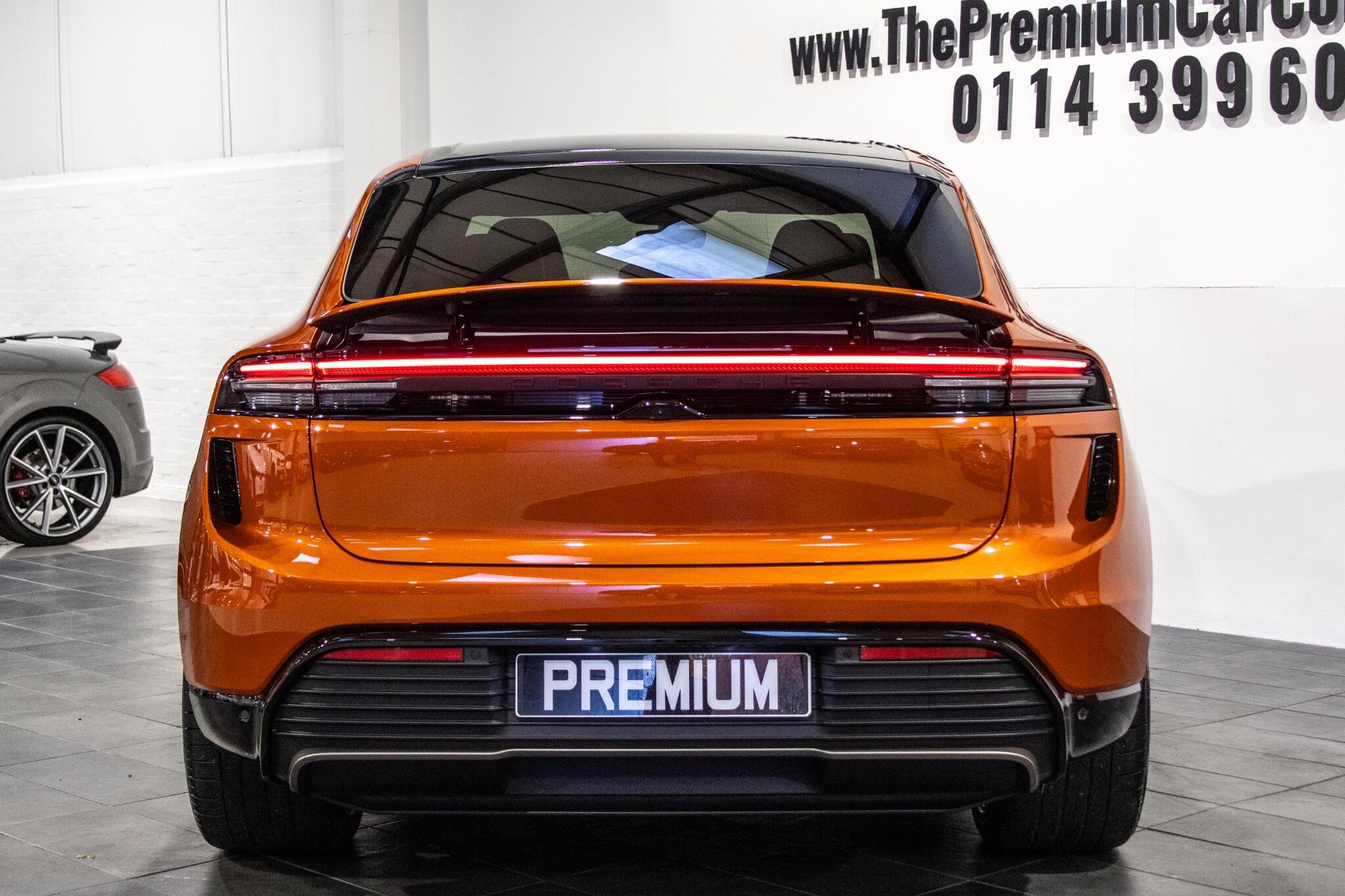 Porsche Macan - Image 9