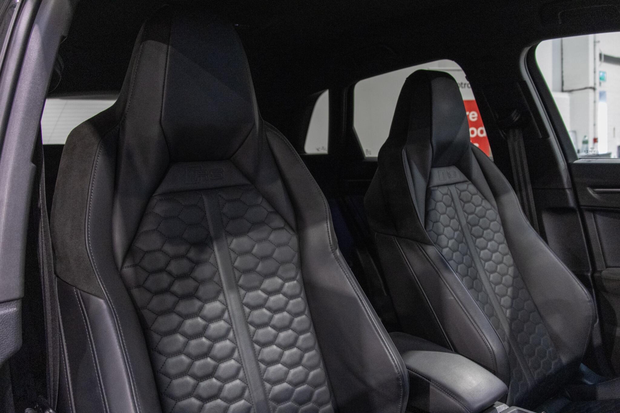 Audi RS Q3 - Image 14